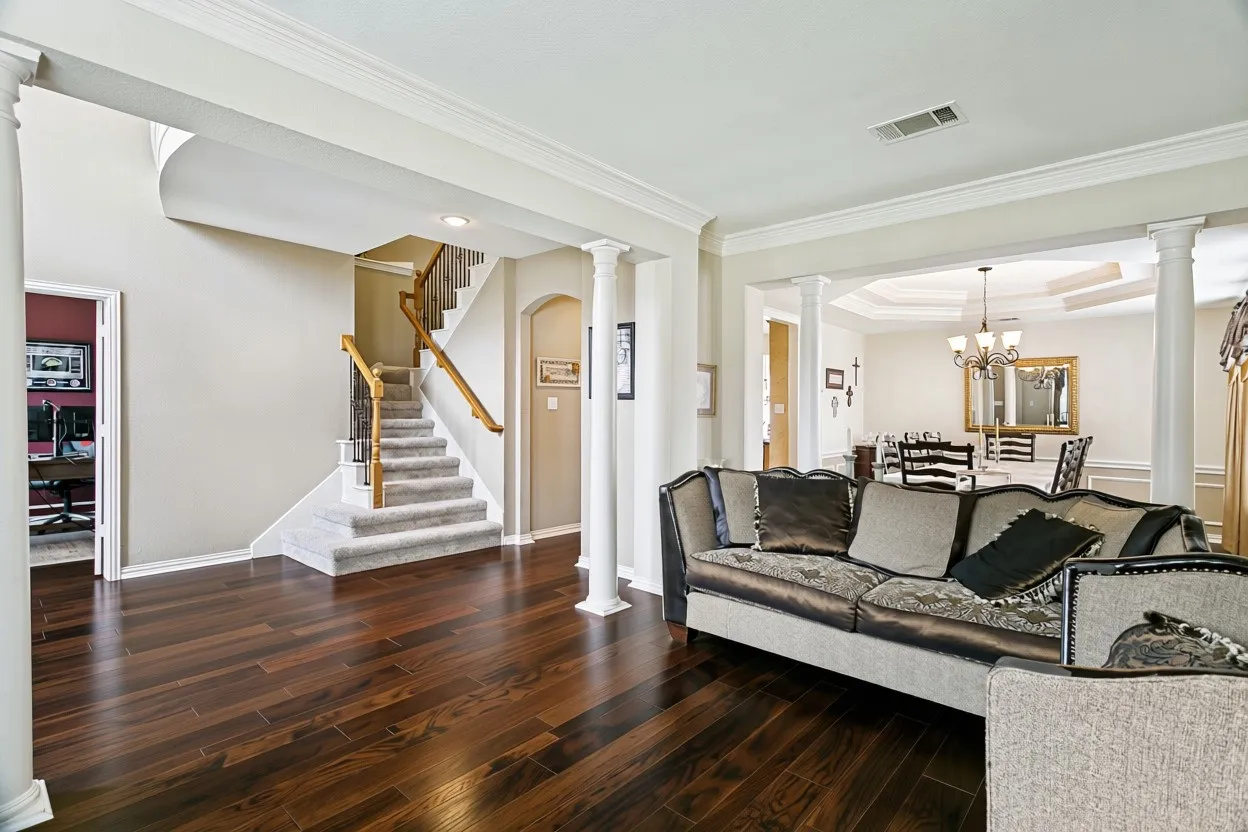 Single Family Residence For Sale in Tarrant County , 2307 Still Point Lane, Colleyville, Texas 76034, 4 Bedroom, 4 Bathroom, 2 Garage spaces, 3,676 Sqft, built in 1997, mls#21329841, Real Estate Agent in Colleyville, Homes For Sale in Tarrant county, Homes For Sale in Colleyville, Realtor in Colleyville Texas, Real Estate Brokerage Independent Realty Texas, Luminita Cordes Realtor