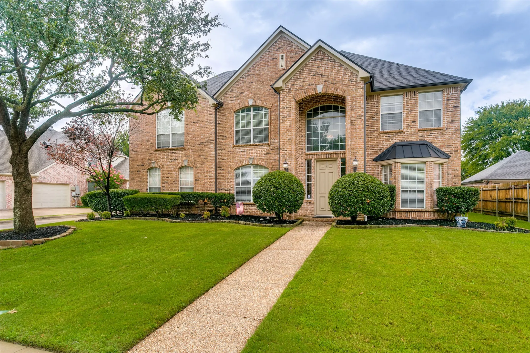 Single Family Residence For Sale in Tarrant County , 2307 Still Point Lane, Colleyville, Texas 76034, 4 Bedroom, 4 Bathroom, 2 Garage spaces, 3,676 Sqft, built in 1997, mls#21329841, Real Estate Agent in Colleyville, Homes For Sale in Tarrant county, Homes For Sale in Colleyville, Realtor in Colleyville Texas, Real Estate Brokerage Independent Realty Texas, Luminita Cordes Realtor