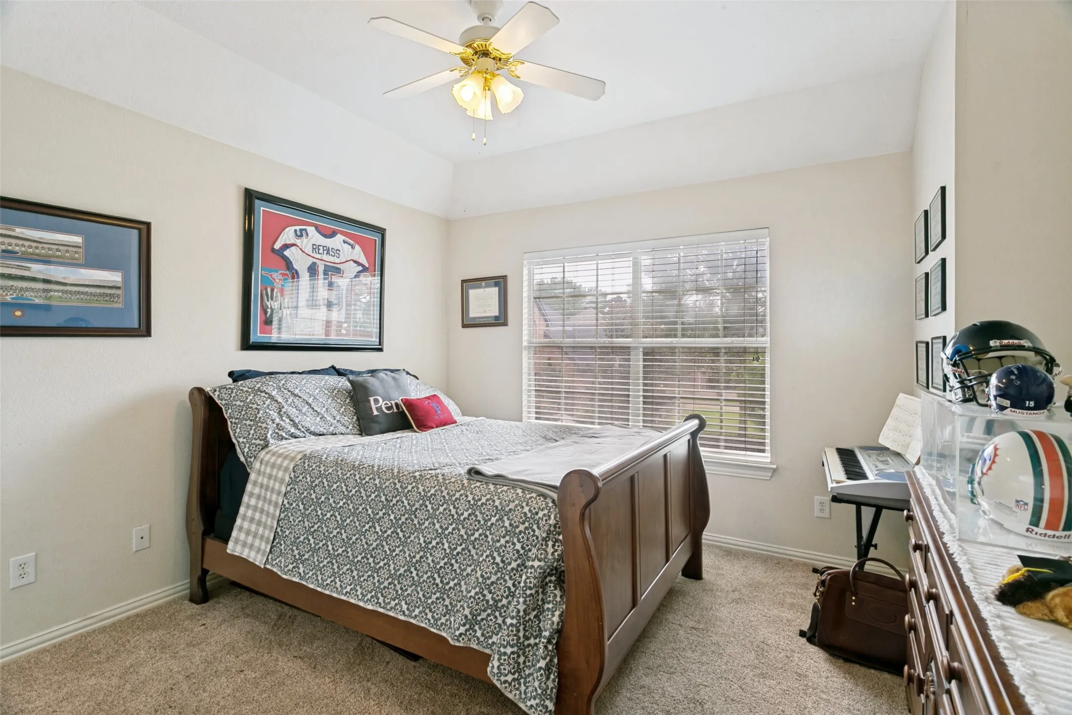 Single Family Residence For Sale in Tarrant County , 2307 Still Point Lane, Colleyville, Texas 76034, 4 Bedroom, 4 Bathroom, 2 Garage spaces, 3,676 Sqft, built in 1997, mls#21329841, Real Estate Agent in Colleyville, Homes For Sale in Tarrant county, Homes For Sale in Colleyville, Realtor in Colleyville Texas, Real Estate Brokerage Independent Realty Texas, Luminita Cordes Realtor