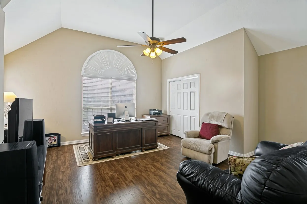 Single Family Residence For Sale in Tarrant County , 2307 Still Point Lane, Colleyville, Texas 76034, 4 Bedroom, 4 Bathroom, 2 Garage spaces, 3,676 Sqft, built in 1997, mls#21329841, Real Estate Agent in Colleyville, Homes For Sale in Tarrant county, Homes For Sale in Colleyville, Realtor in Colleyville Texas, Real Estate Brokerage Independent Realty Texas, Luminita Cordes Realtor