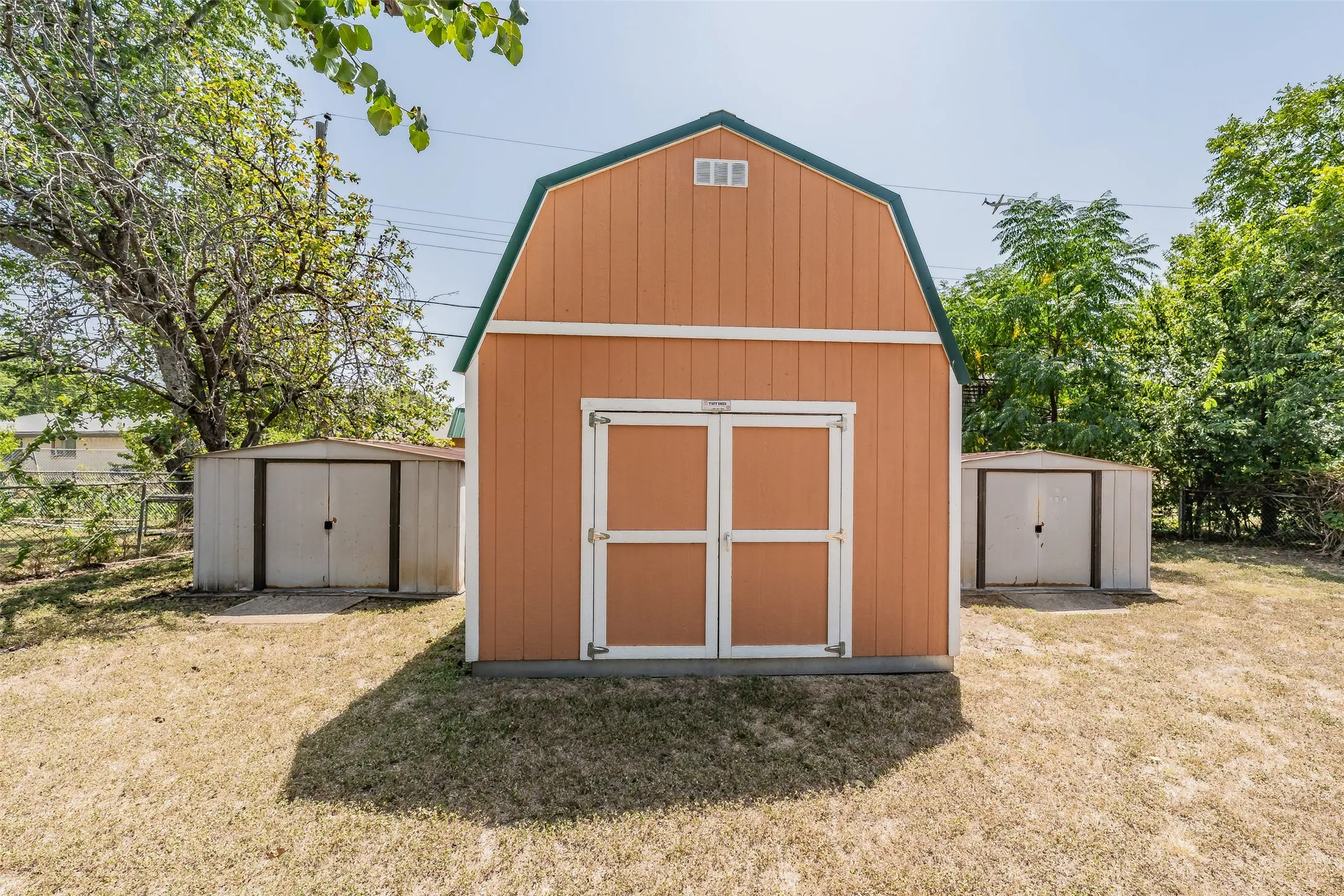 Single Family Residence For Sale in Tarrant County , 245 Pimlico Way, Saginaw, Texas 76179, 3 Bedroom, 2 Bathroom, 2 Garage spaces, 1,558 Sqft, built in 1966, mls#21333855, Real Estate Agent in Saginaw, Homes For Sale in Tarrant county, Homes For Sale in Saginaw, Realtor in Saginaw Texas, Real Estate Brokerage Independent Realty Texas, Luminita Cordes Realtor