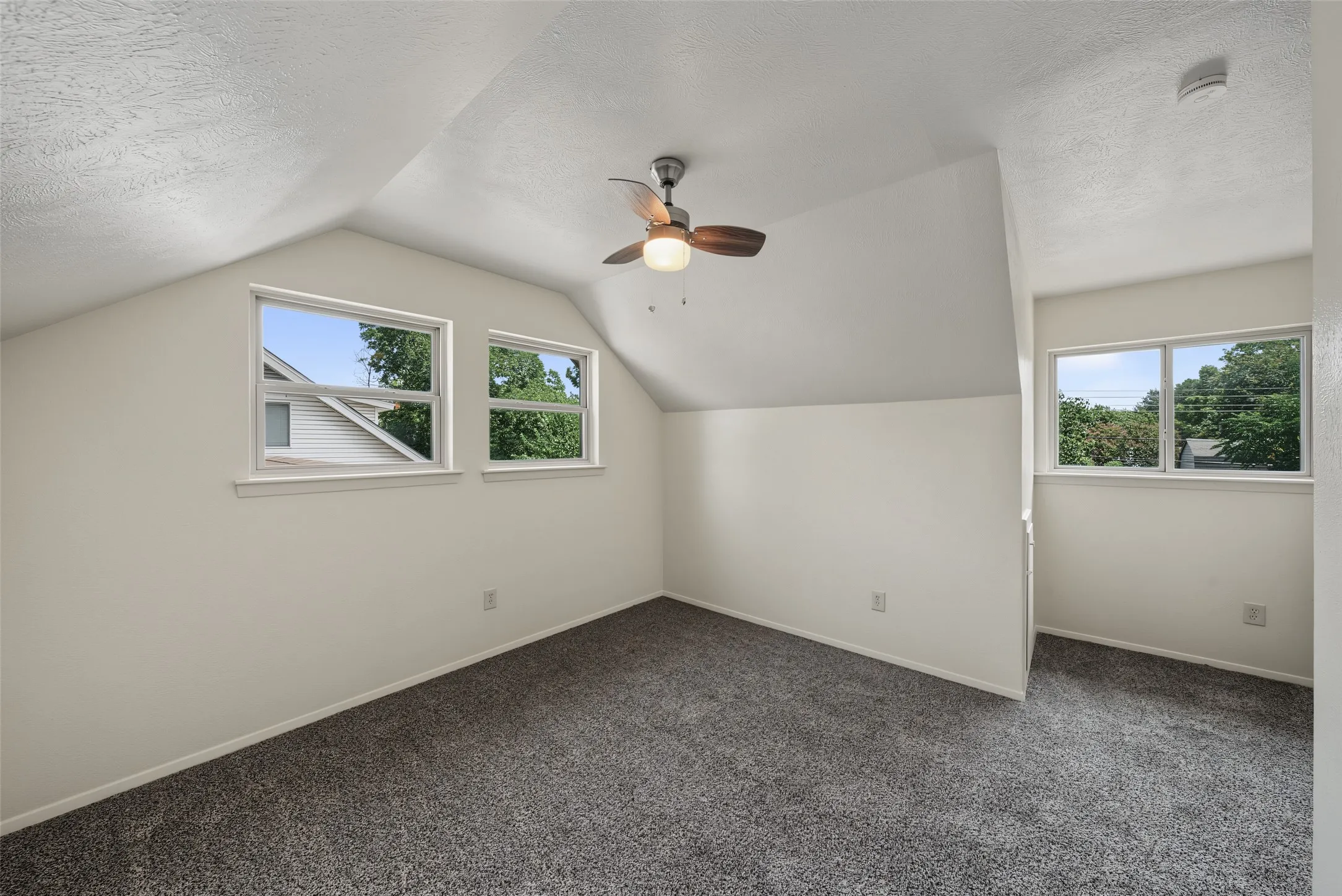 Single Family Residence For Sale in Tarrant County , 245 Pimlico Way, Saginaw, Texas 76179, 3 Bedroom, 2 Bathroom, 2 Garage spaces, 1,558 Sqft, built in 1966, mls#21333855, Real Estate Agent in Saginaw, Homes For Sale in Tarrant county, Homes For Sale in Saginaw, Realtor in Saginaw Texas, Real Estate Brokerage Independent Realty Texas, Luminita Cordes Realtor