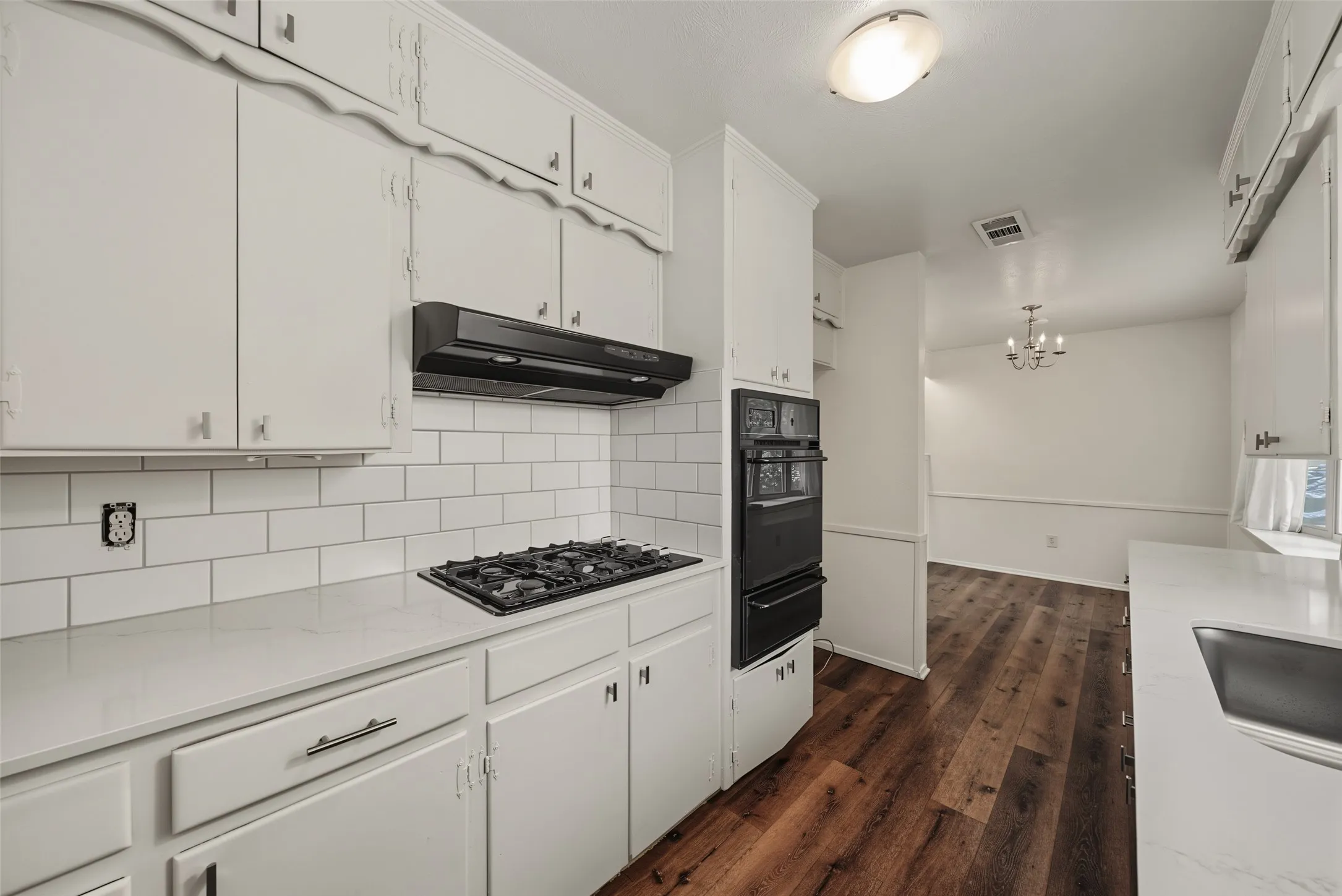 Single Family Residence For Sale in Tarrant County , 245 Pimlico Way, Saginaw, Texas 76179, 3 Bedroom, 2 Bathroom, 2 Garage spaces, 1,558 Sqft, built in 1966, mls#21333855, Real Estate Agent in Saginaw, Homes For Sale in Tarrant county, Homes For Sale in Saginaw, Realtor in Saginaw Texas, Real Estate Brokerage Independent Realty Texas, Luminita Cordes Realtor