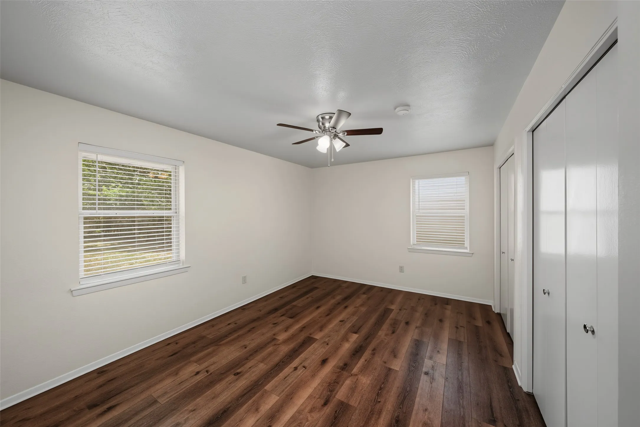 Single Family Residence For Sale in Tarrant County , 245 Pimlico Way, Saginaw, Texas 76179, 3 Bedroom, 2 Bathroom, 2 Garage spaces, 1,558 Sqft, built in 1966, mls#21333855, Real Estate Agent in Saginaw, Homes For Sale in Tarrant county, Homes For Sale in Saginaw, Realtor in Saginaw Texas, Real Estate Brokerage Independent Realty Texas, Luminita Cordes Realtor