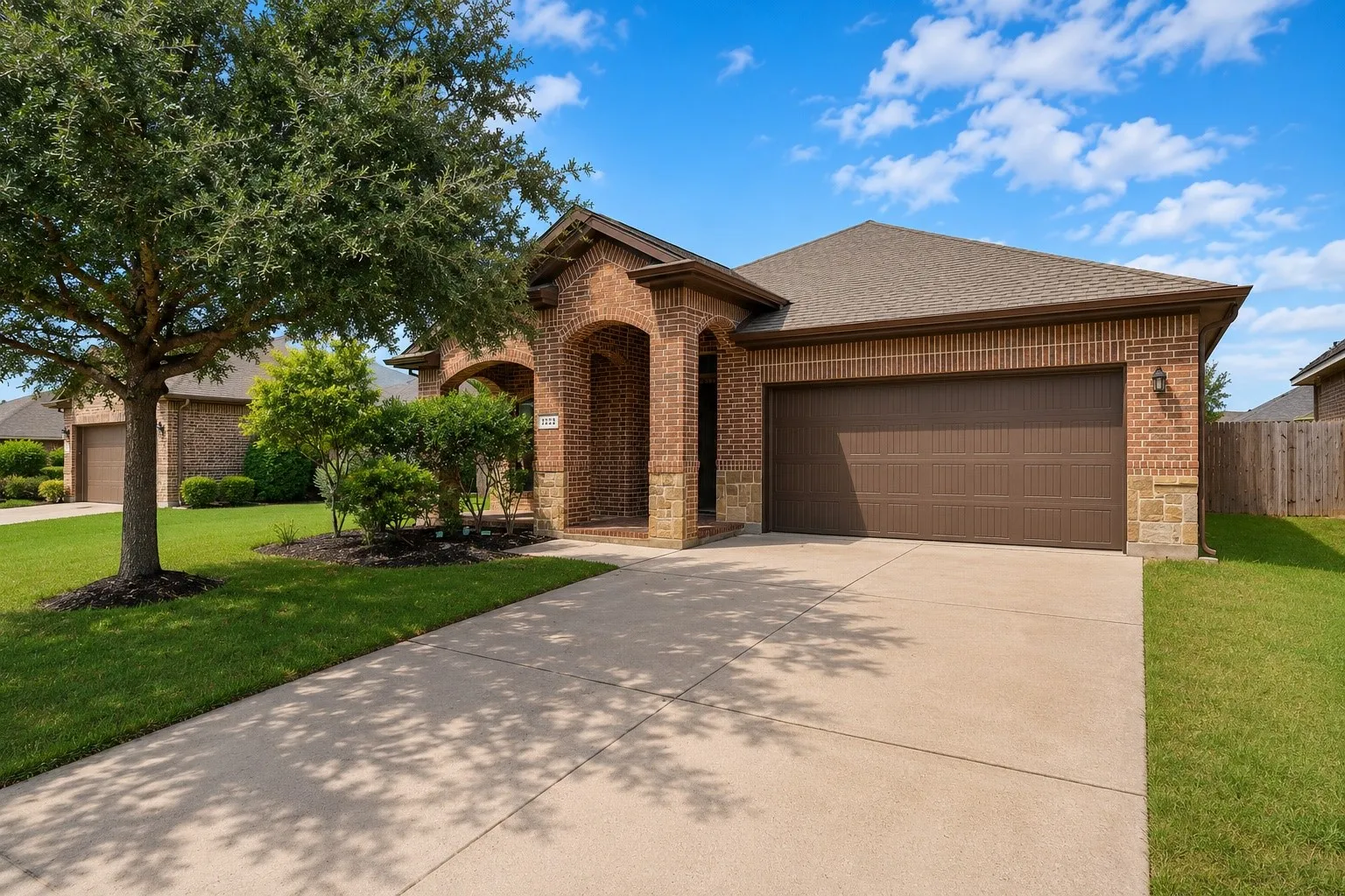 Single Family Residence For Sale in Tarrant County , 1232 Doe Meadow Drive, Fort Worth, Texas 76028, 3 Bedroom, 2 Bathroom, 2 Garage spaces, 1,696 Sqft, built in 2013, mls#21333842, Real Estate Agent in Fort Worth, Homes For Sale in Tarrant county, Homes For Sale in Fort Worth, Realtor in Fort Worth Texas, Real Estate Brokerage Independent Realty Texas, Luminita Cordes Realtor