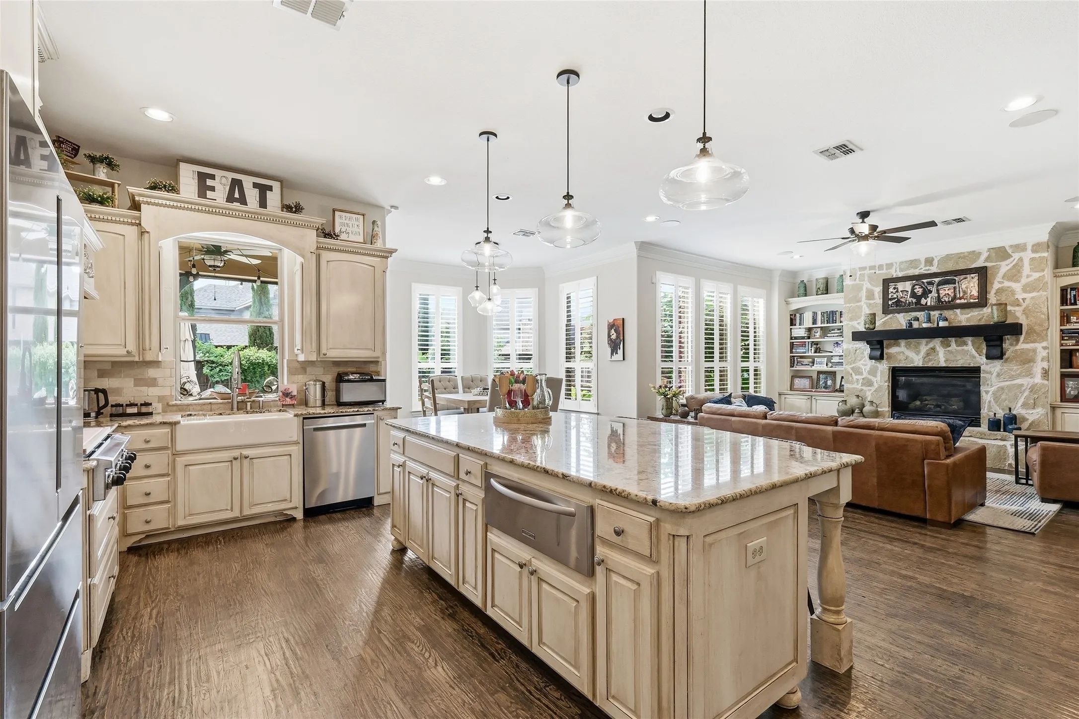 Single Family Residence For Sale in Denton County , 9031 Cedar Ridge, Lantana, Texas 76226, 4 Bedroom, 5 Bathroom, 3 Garage spaces, 5,062 Sqft, built in 2008, mls#21332422, Real Estate Agent in Lantana, Homes For Sale in Denton county, Homes For Sale in Lantana, Realtor in Lantana Texas, Real Estate Brokerage Independent Realty Texas, Luminita Cordes Realtor