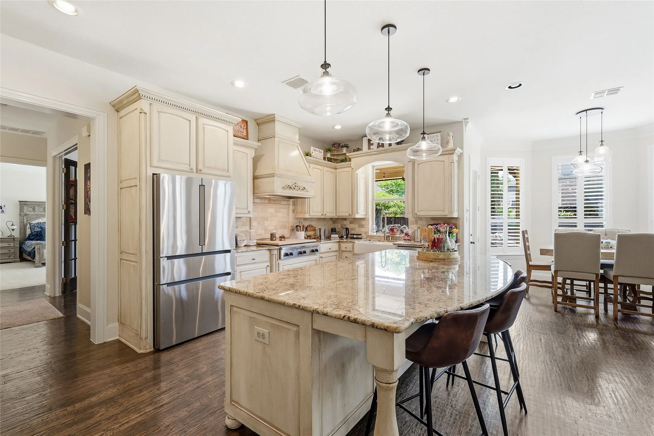 Single Family Residence For Sale in Denton County , 9031 Cedar Ridge, Lantana, Texas 76226, 4 Bedroom, 5 Bathroom, 3 Garage spaces, 5,062 Sqft, built in 2008, mls#21332422, Real Estate Agent in Lantana, Homes For Sale in Denton county, Homes For Sale in Lantana, Realtor in Lantana Texas, Real Estate Brokerage Independent Realty Texas, Luminita Cordes Realtor