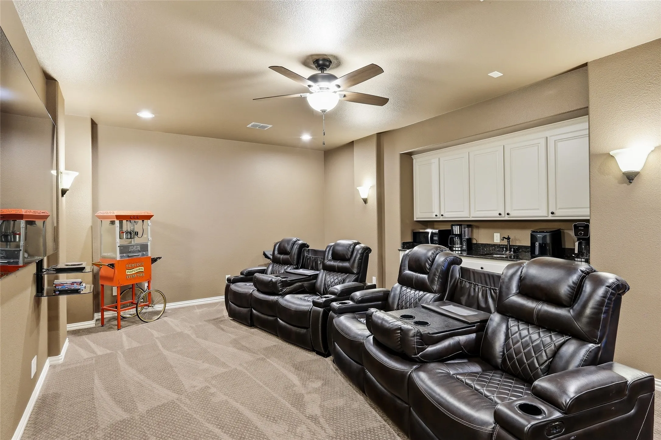 Single Family Residence For Sale in Denton County , 9031 Cedar Ridge, Lantana, Texas 76226, 4 Bedroom, 5 Bathroom, 3 Garage spaces, 5,062 Sqft, built in 2008, mls#21332422, Real Estate Agent in Lantana, Homes For Sale in Denton county, Homes For Sale in Lantana, Realtor in Lantana Texas, Real Estate Brokerage Independent Realty Texas, Luminita Cordes Realtor