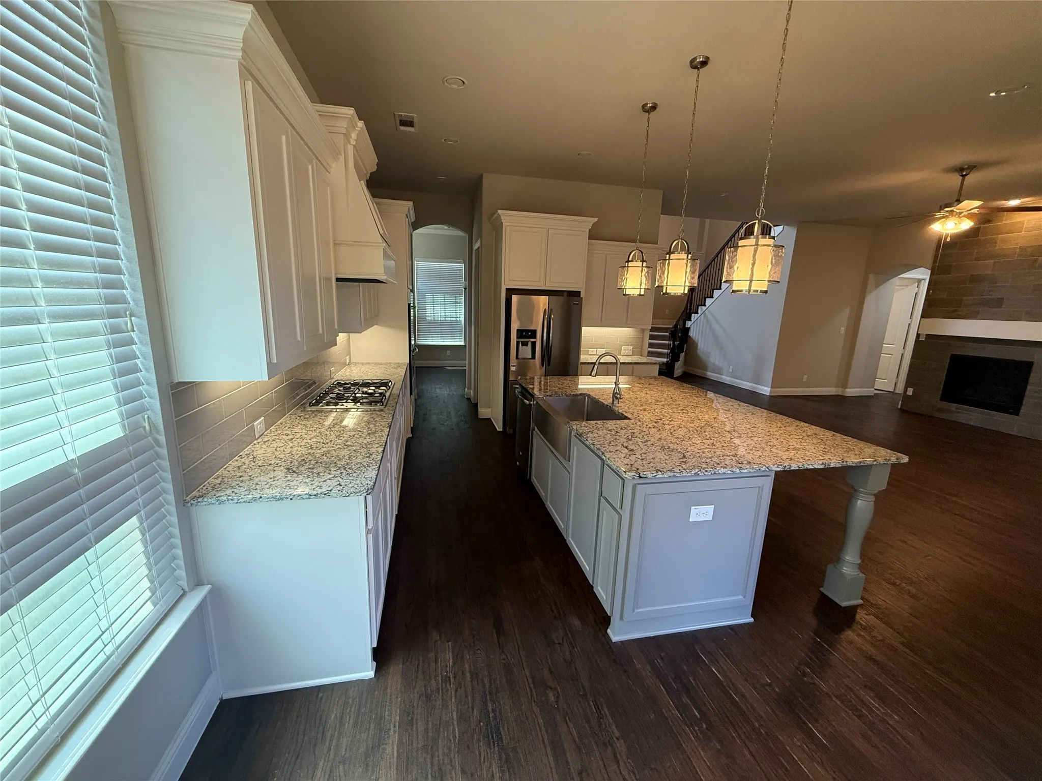 Single Family Residence For Rent in Tarrant County , 1101 Prairie Ridge Lane, Arlington, Texas 76005, 5 Bedroom, 5 Bathroom, 3 Garage spaces, 4,331 Sqft, built in 2017, mls#21333789, Real Estate Agent in Arlington, Homes For Rent in Tarrant county, Homes For Rent in Arlington, Realtor in Arlington Texas, Real Estate Brokerage Independent Realty Texas, Luminita Cordes Realtor