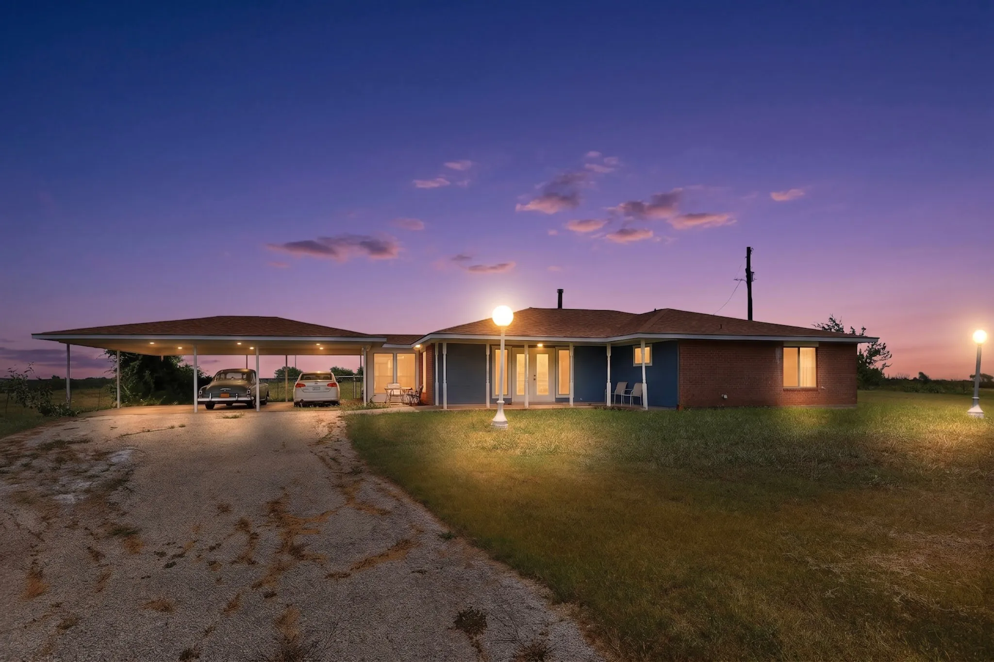 Single Family Residence For Sale in Kaufman County , 8487 County Road 308, Terrell, Texas 75161, 4 Bedroom, 2 Bathroom, Garage spaces, 2,084 Sqft, built in 1980, mls#21330829, Real Estate Agent in Terrell, Homes For Sale in Kaufman county, Homes For Sale in Terrell, Realtor in Terrell Texas, Real Estate Brokerage Independent Realty Texas, Luminita Cordes Realtor