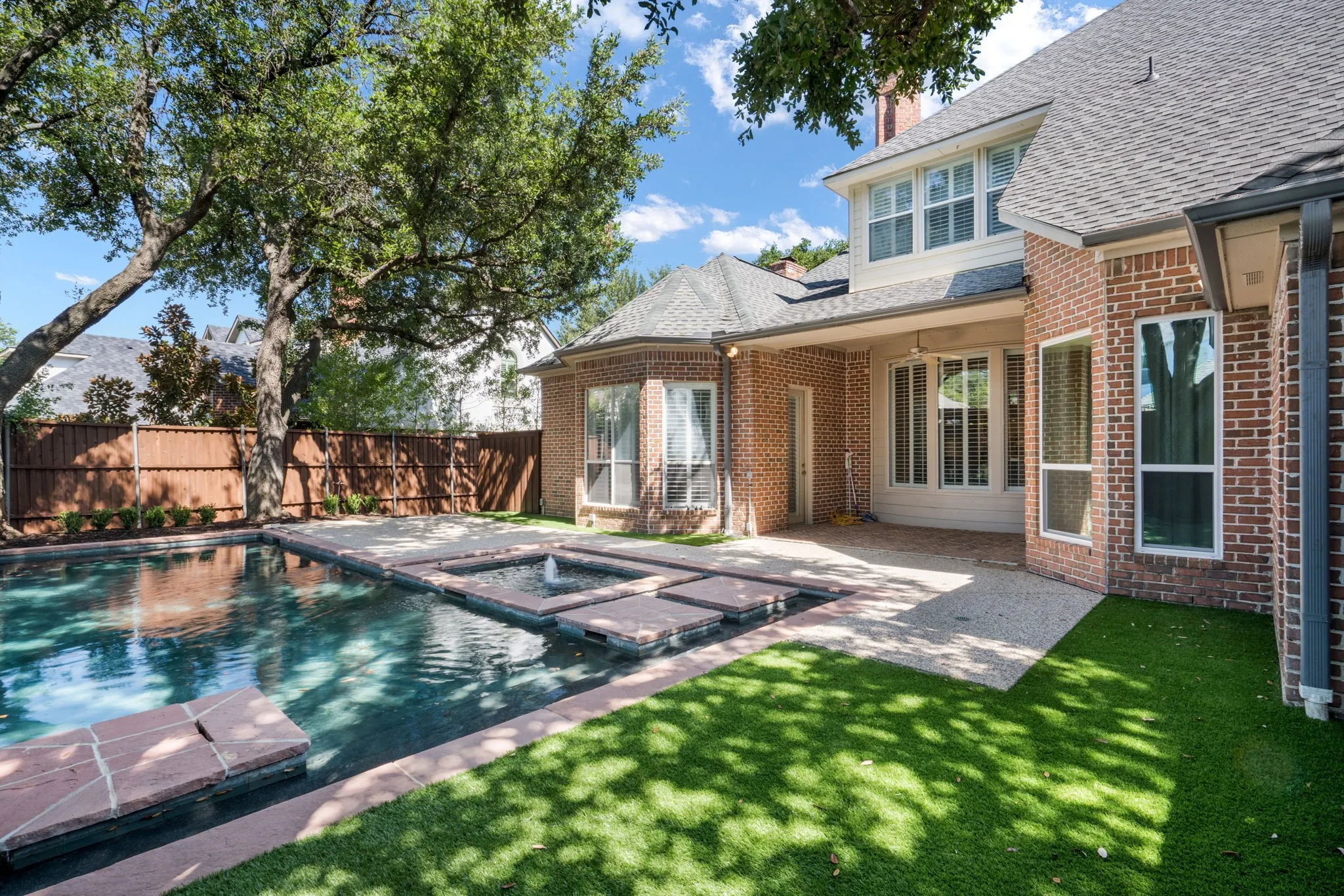 Single Family Residence For Sale in Collin County , 5008 Charles Place, Plano, Texas 75093, 4 Bedroom, 5 Bathroom, 3 Garage spaces, 4,290 Sqft, built in 1992, mls#21319524, Real Estate Agent in Plano, Homes For Sale in Collin county, Homes For Sale in Plano, Realtor in Plano Texas, Real Estate Brokerage Independent Realty Texas, Luminita Cordes Realtor