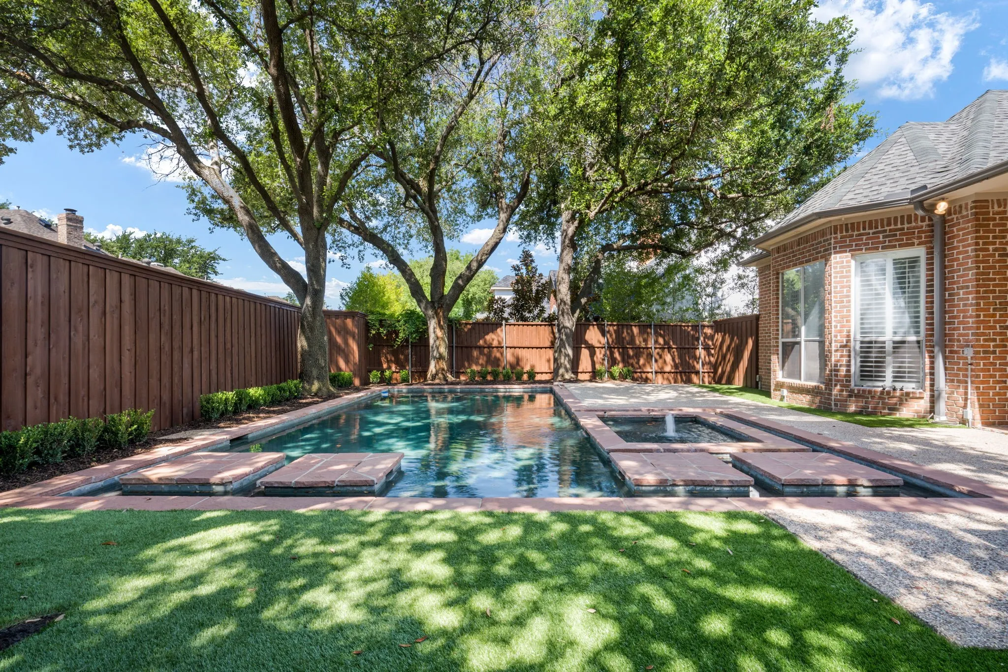 Single Family Residence For Sale in Collin County , 5008 Charles Place, Plano, Texas 75093, 4 Bedroom, 5 Bathroom, 3 Garage spaces, 4,290 Sqft, built in 1992, mls#21319524, Real Estate Agent in Plano, Homes For Sale in Collin county, Homes For Sale in Plano, Realtor in Plano Texas, Real Estate Brokerage Independent Realty Texas, Luminita Cordes Realtor
