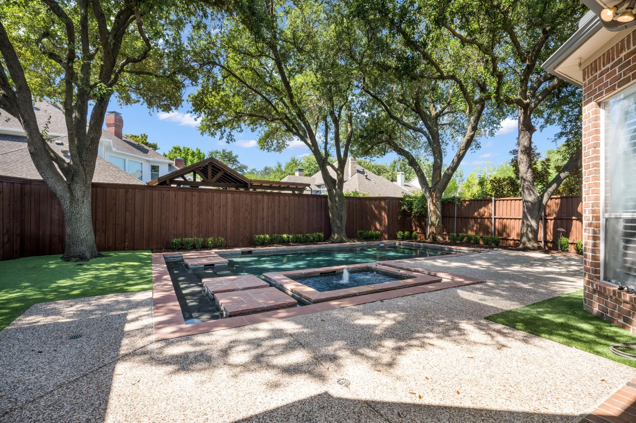 Single Family Residence For Sale in Collin County , 5008 Charles Place, Plano, Texas 75093, 4 Bedroom, 5 Bathroom, 3 Garage spaces, 4,290 Sqft, built in 1992, mls#21319524, Real Estate Agent in Plano, Homes For Sale in Collin county, Homes For Sale in Plano, Realtor in Plano Texas, Real Estate Brokerage Independent Realty Texas, Luminita Cordes Realtor