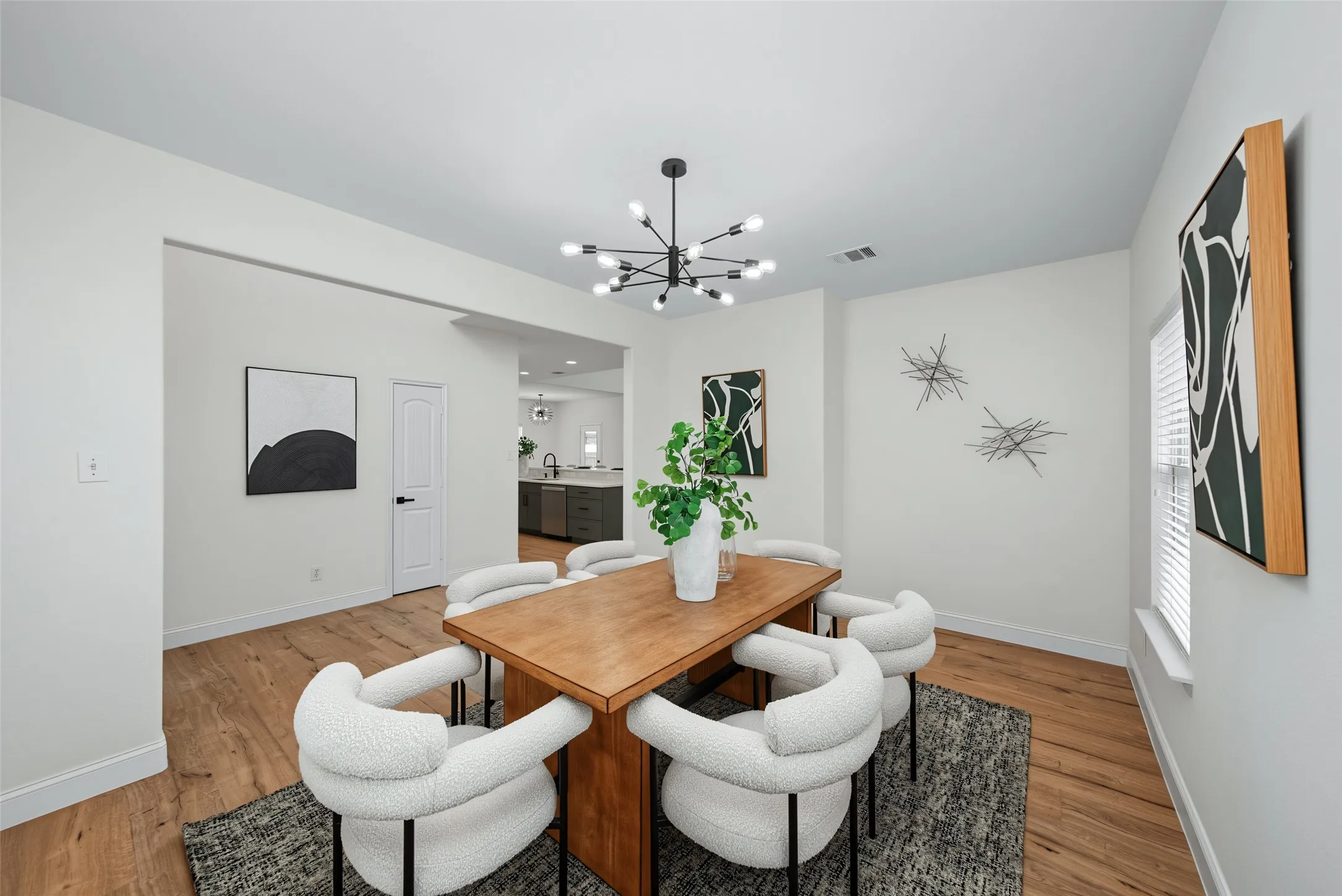 Single Family Residence For Sale in Collin County , 9713 Tipperary Drive, Mc Kinney, Texas 75072, 3 Bedroom, 3 Bathroom, 2 Garage spaces, 2,425 Sqft, built in 2010, mls#21333882, Real Estate Agent in Mc Kinney, Homes For Sale in Collin county, Homes For Sale in Mc Kinney, Realtor in Mc Kinney Texas, Real Estate Brokerage Independent Realty Texas, Luminita Cordes Realtor