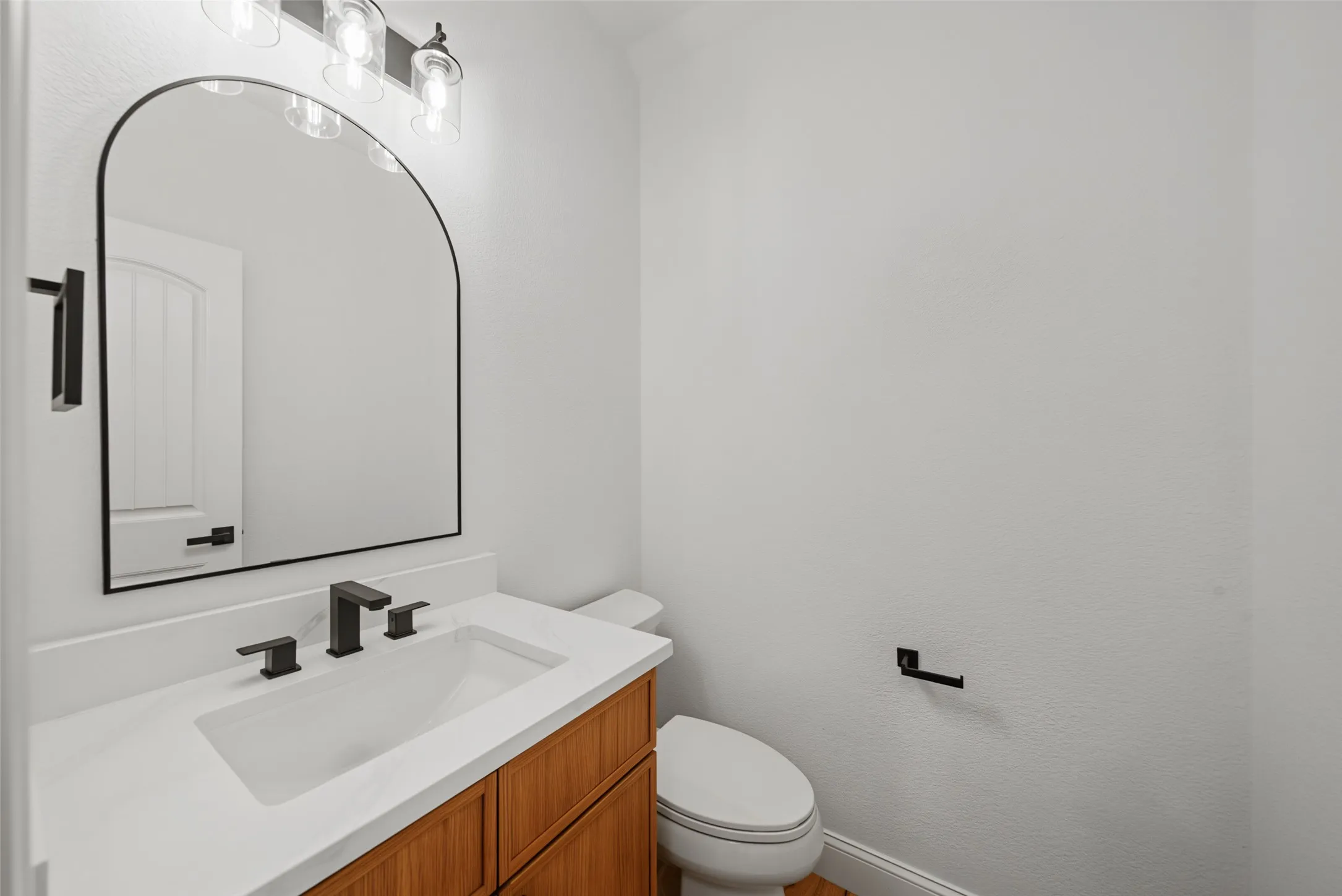 Single Family Residence For Sale in Collin County , 9713 Tipperary Drive, Mc Kinney, Texas 75072, 3 Bedroom, 3 Bathroom, 2 Garage spaces, 2,425 Sqft, built in 2010, mls#21333882, Real Estate Agent in Mc Kinney, Homes For Sale in Collin county, Homes For Sale in Mc Kinney, Realtor in Mc Kinney Texas, Real Estate Brokerage Independent Realty Texas, Luminita Cordes Realtor