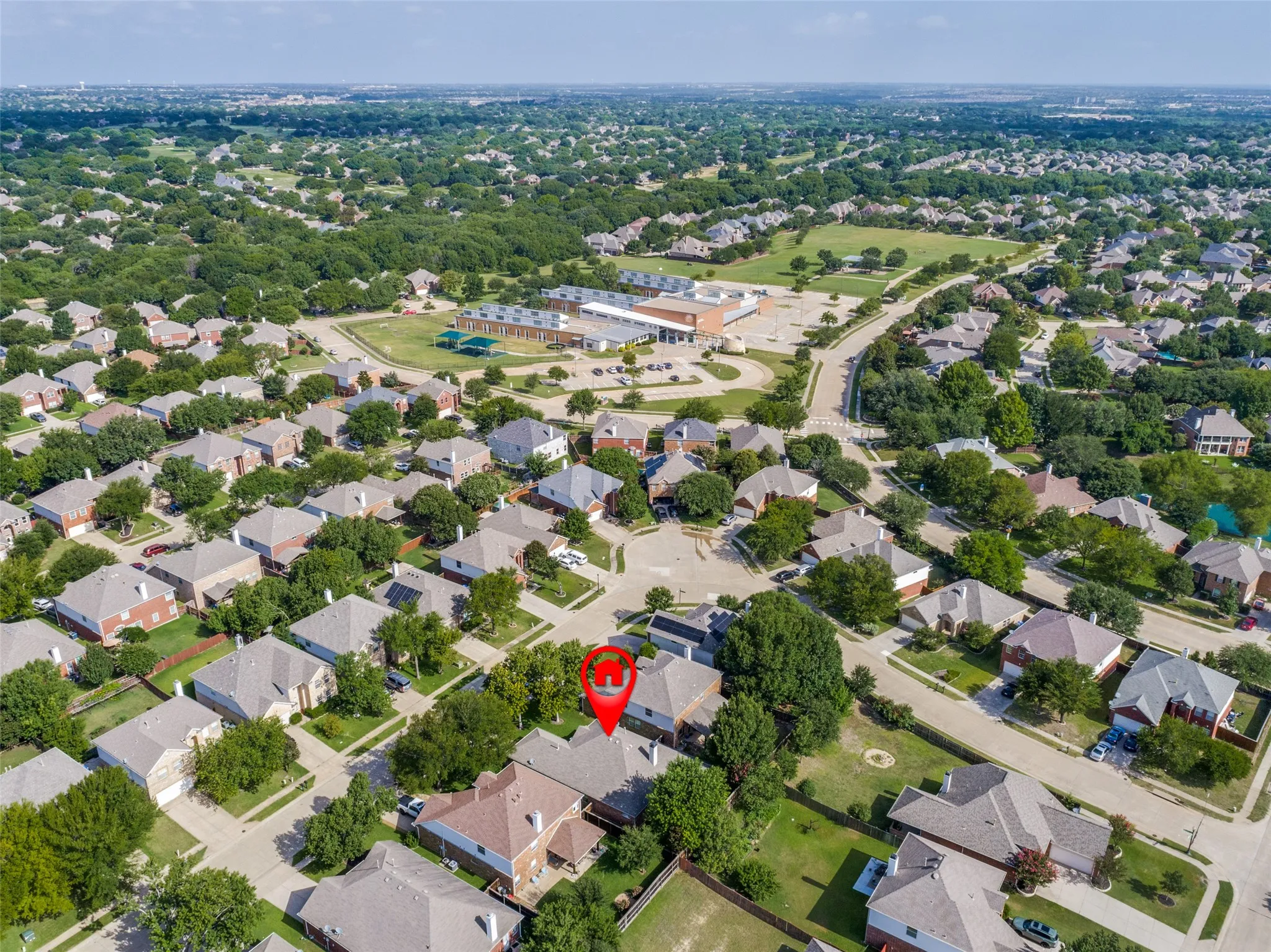 Single Family Residence For Sale in Collin County , 2309 Sheldon Drive, Mc Kinney, Texas 75072, 4 Bedroom, 2 Bathroom, 2 Garage spaces, 1,986 Sqft, built in 2001, mls#21333861, Real Estate Agent in Mc Kinney, Homes For Sale in Collin county, Homes For Sale in Mc Kinney, Realtor in Mc Kinney Texas, Real Estate Brokerage Independent Realty Texas, Luminita Cordes Realtor