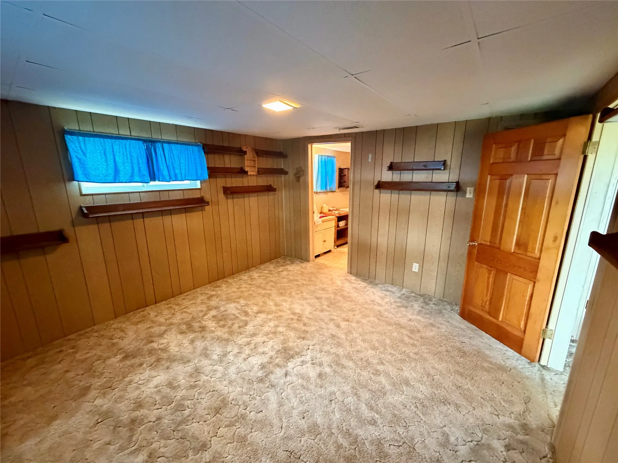 Single Family Residence For Sale in Limestone County , 1857 LCR 377, Mexia, Texas 76667, 2 Bedroom, 2 Bathroom, Garage spaces, 1,896 Sqft, built in 1969, mls#21333347, Real Estate Agent in Mexia, Homes For Sale in Limestone county, Homes For Sale in Mexia, Realtor in Mexia Texas, Real Estate Brokerage Independent Realty Texas, Luminita Cordes Realtor