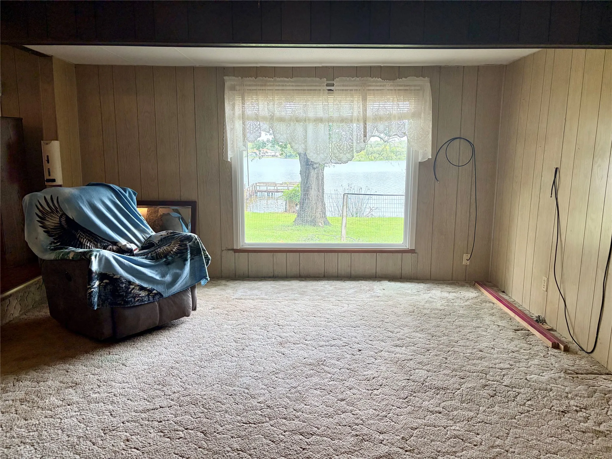 Single Family Residence For Sale in Limestone County , 1857 LCR 377, Mexia, Texas 76667, 2 Bedroom, 2 Bathroom, Garage spaces, 1,896 Sqft, built in 1969, mls#21333347, Real Estate Agent in Mexia, Homes For Sale in Limestone county, Homes For Sale in Mexia, Realtor in Mexia Texas, Real Estate Brokerage Independent Realty Texas, Luminita Cordes Realtor