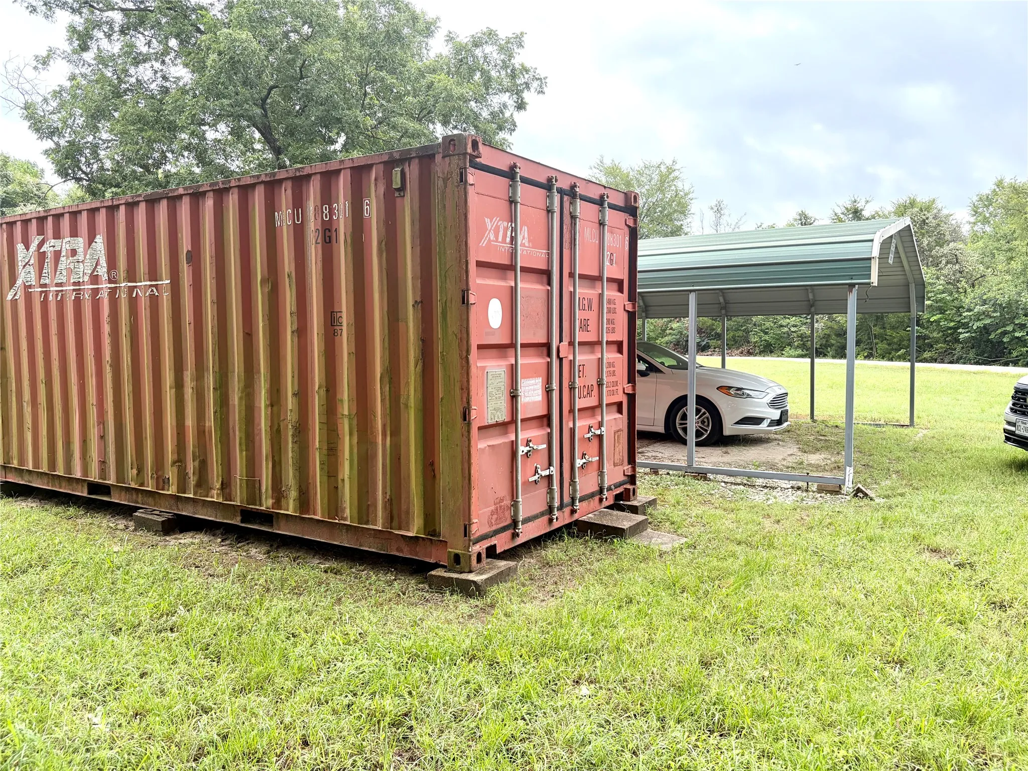 Single Family Residence For Sale in Limestone County , 1857 LCR 377, Mexia, Texas 76667, 2 Bedroom, 2 Bathroom, Garage spaces, 1,896 Sqft, built in 1969, mls#21333347, Real Estate Agent in Mexia, Homes For Sale in Limestone county, Homes For Sale in Mexia, Realtor in Mexia Texas, Real Estate Brokerage Independent Realty Texas, Luminita Cordes Realtor