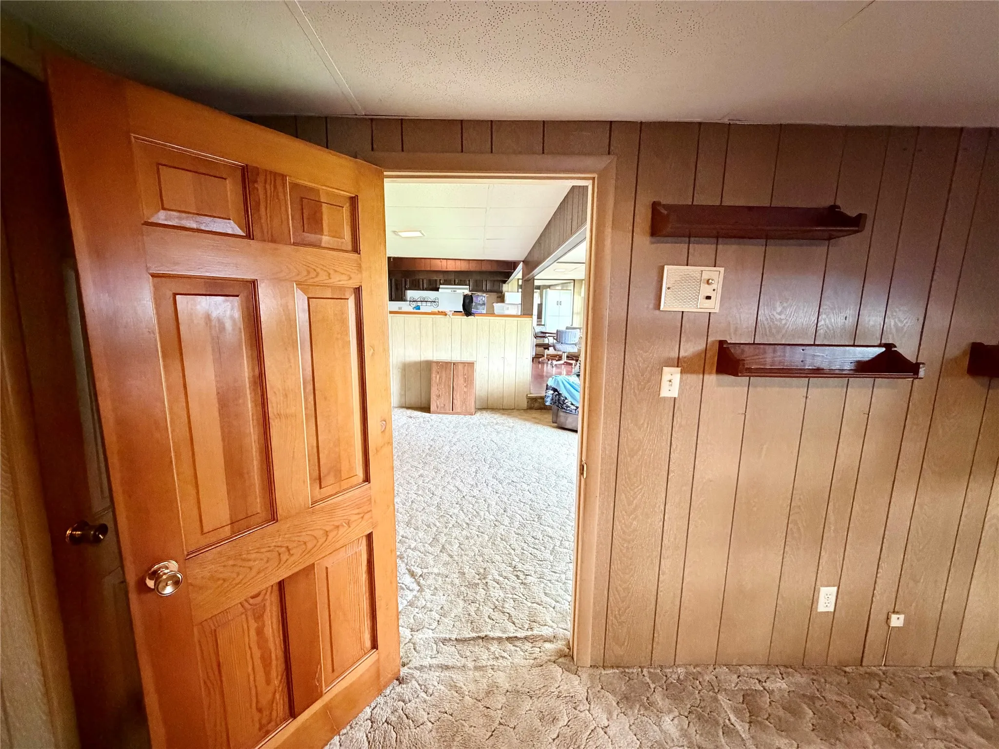 Single Family Residence For Sale in Limestone County , 1857 LCR 377, Mexia, Texas 76667, 2 Bedroom, 2 Bathroom, Garage spaces, 1,896 Sqft, built in 1969, mls#21333347, Real Estate Agent in Mexia, Homes For Sale in Limestone county, Homes For Sale in Mexia, Realtor in Mexia Texas, Real Estate Brokerage Independent Realty Texas, Luminita Cordes Realtor