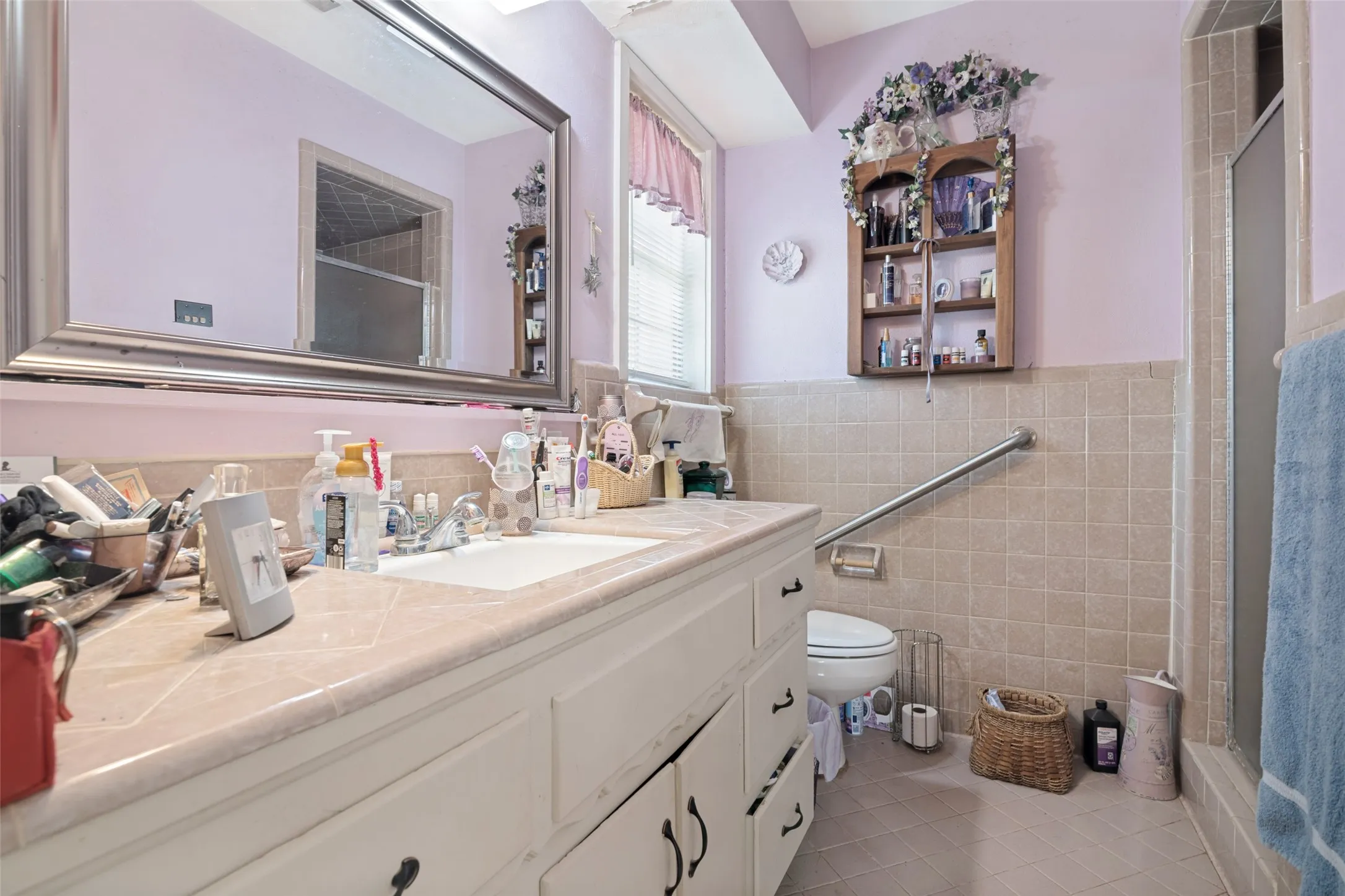 Single Family Residence For Sale in Dallas County , 808 Branch Drive, Garland, Texas 75041, 3 Bedroom, 2 Bathroom, 2 Garage spaces, 2,056 Sqft, built in 1962, mls#21333909, Real Estate Agent in Garland, Homes For Sale in Dallas county, Homes For Sale in Garland, Realtor in Garland Texas, Real Estate Brokerage Independent Realty Texas, Luminita Cordes Realtor