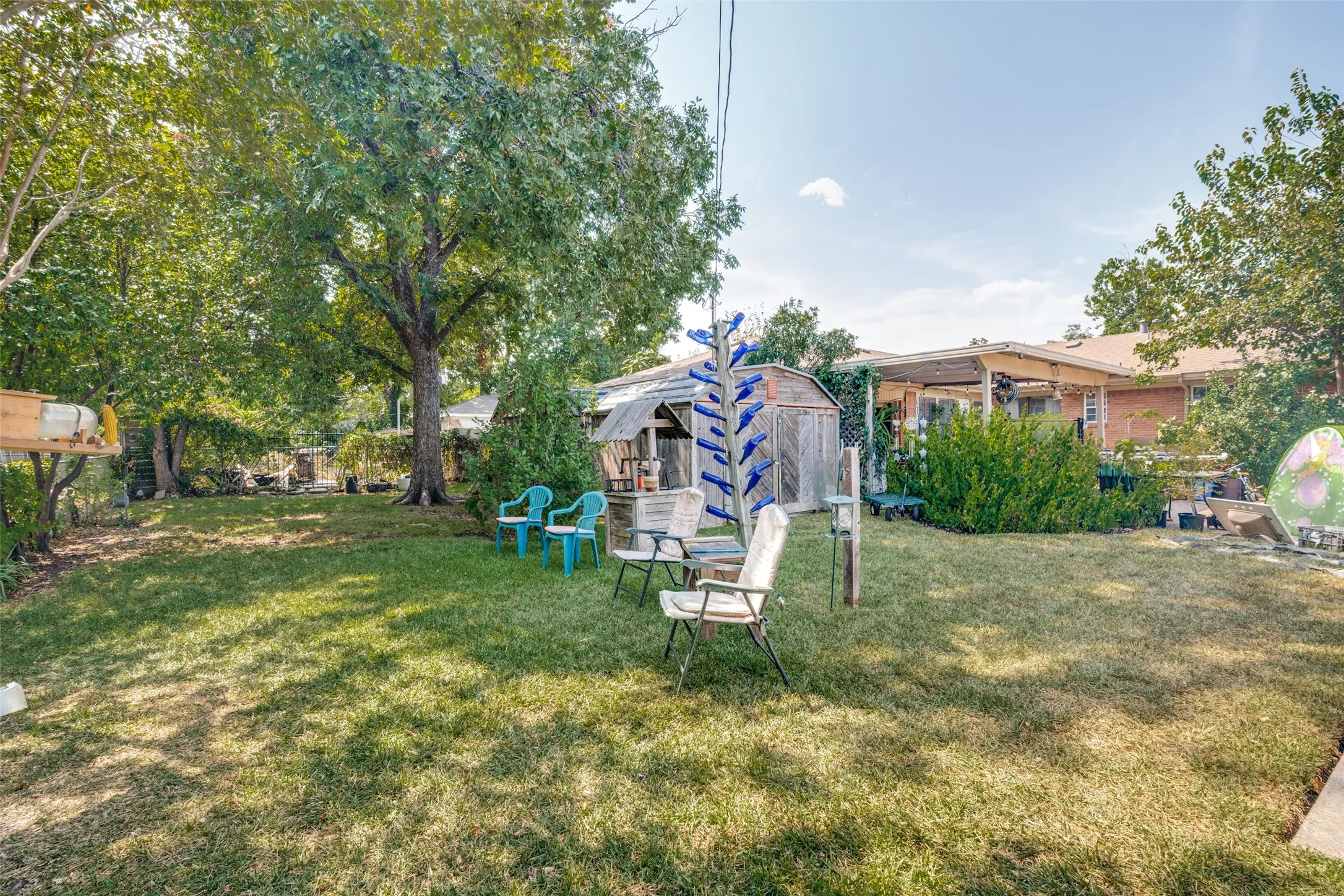 Single Family Residence For Sale in Dallas County , 808 Branch Drive, Garland, Texas 75041, 3 Bedroom, 2 Bathroom, 2 Garage spaces, 2,056 Sqft, built in 1962, mls#21333909, Real Estate Agent in Garland, Homes For Sale in Dallas county, Homes For Sale in Garland, Realtor in Garland Texas, Real Estate Brokerage Independent Realty Texas, Luminita Cordes Realtor