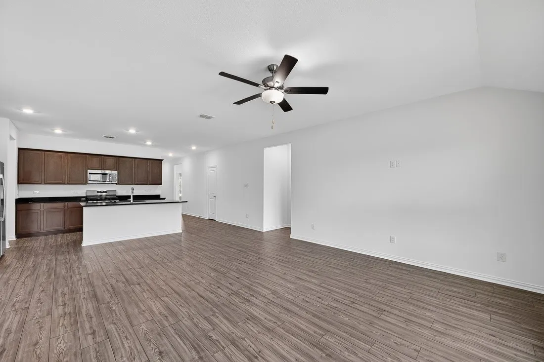 2343 Buffalo Bayou Way ~ Ready Now!