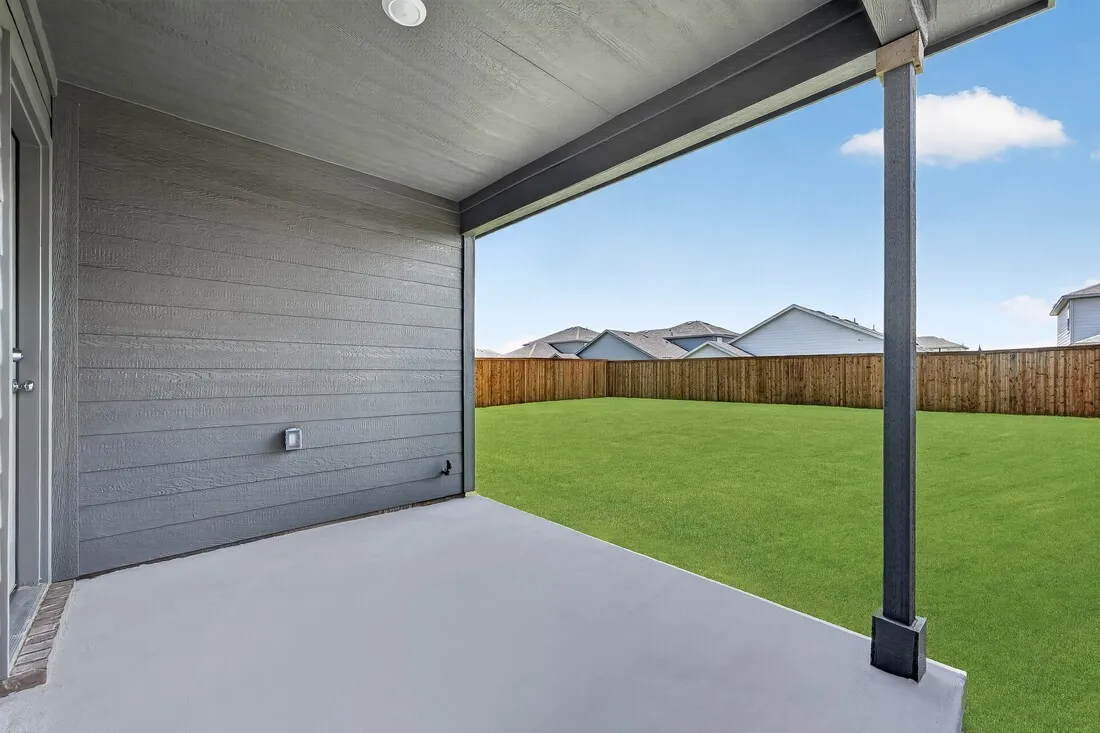 2343 Buffalo Bayou Way ~ Ready Now!