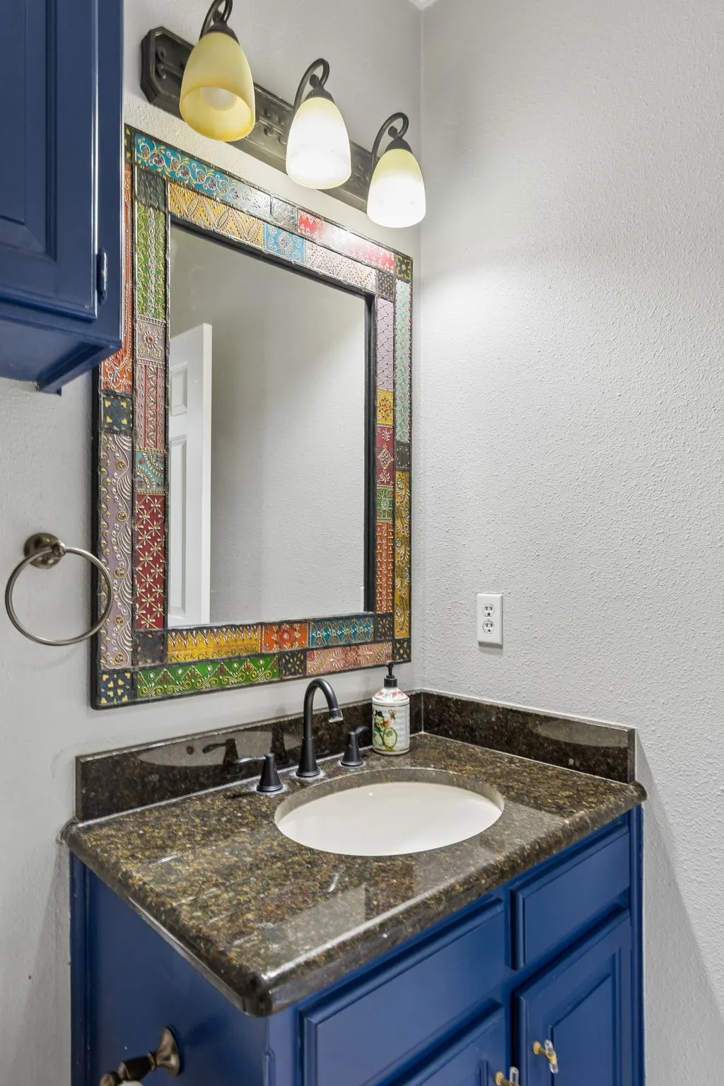 Single Family Residence For Sale in Collin County , 4624 Hallmark Drive, Plano, Texas 75024, 5 Bedroom, 4 Bathroom, 3 Garage spaces, 4,446 Sqft, built in 1986, Price $975,000, mls#21333913, Real Estate Agent in Plano, Homes For Sale in Collin county, Homes For Sale in Plano, Realtor in Plano Texas, Real Estate Brokerage Independent Realty Texas, Luminita Cordes Realtor