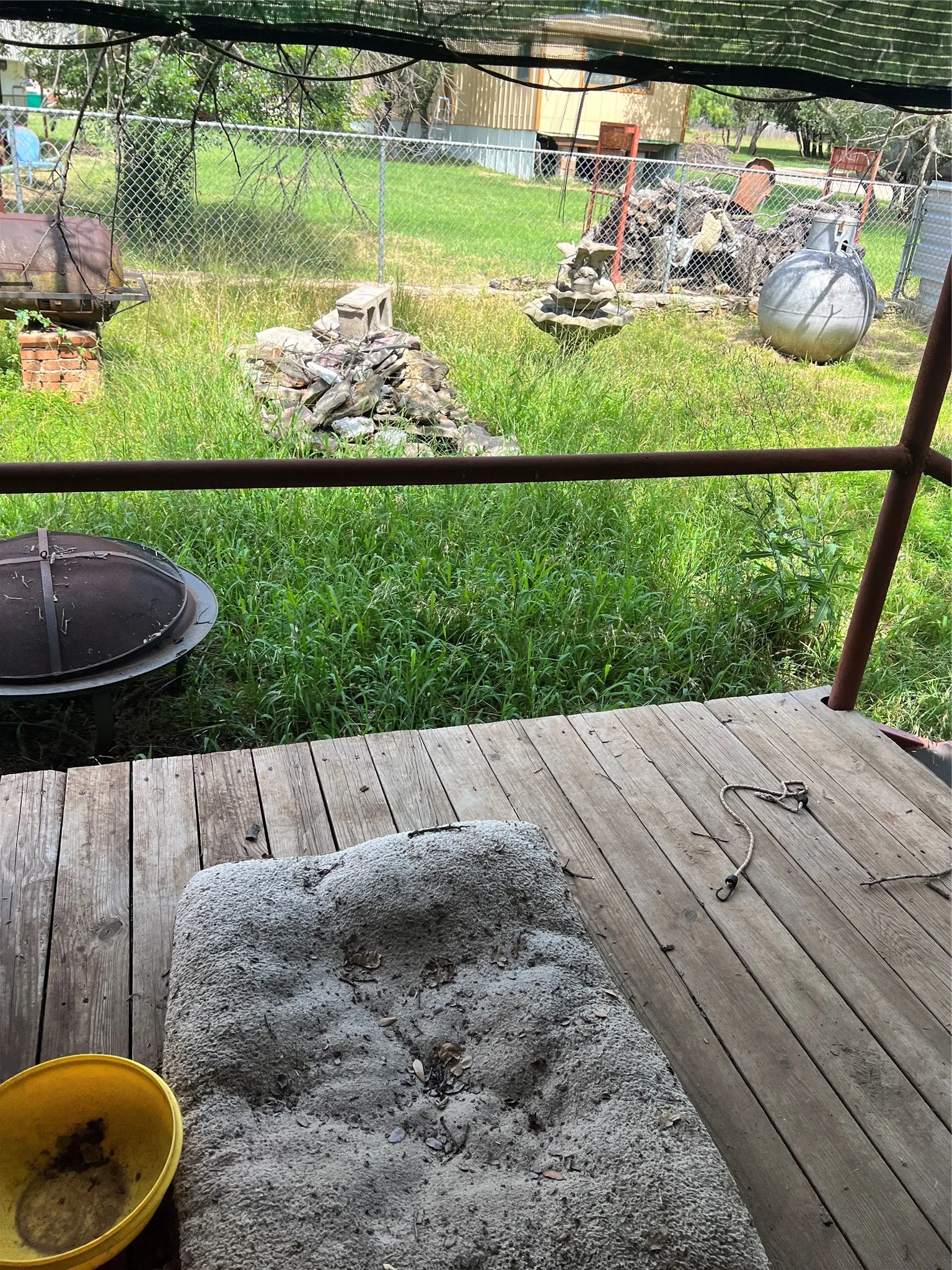 back porch
