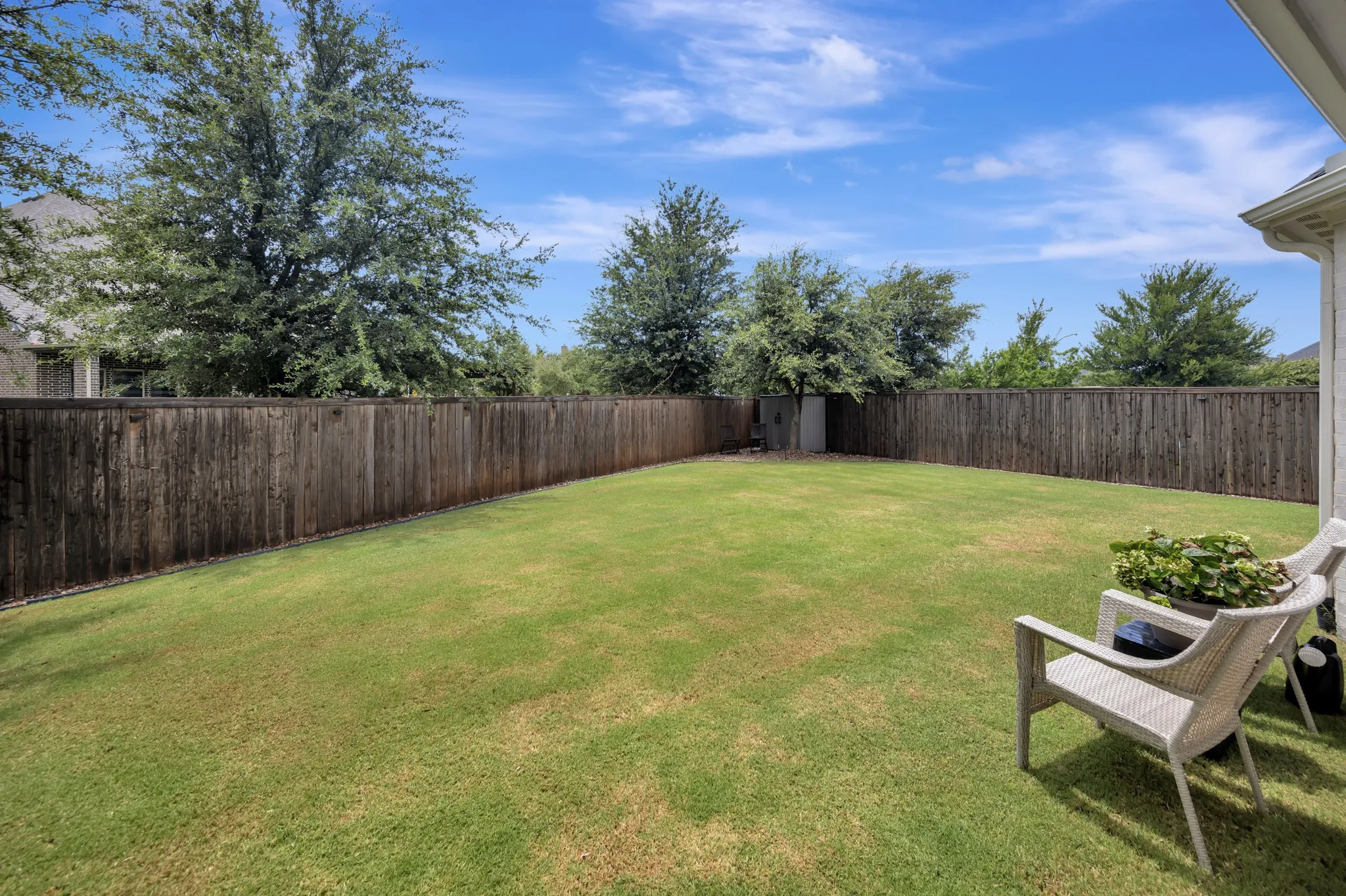 Single Family Residence For Sale in Tarrant County , 608 Bridgewater Road, Fort Worth, Texas 76131, 3 Bedroom, 2 Bathroom, 2 Garage spaces, 2,168 Sqft, built in 2018, mls#21332976, Real Estate Agent in Fort Worth, Homes For Sale in Tarrant county, Homes For Sale in Fort Worth, Realtor in Fort Worth Texas, Real Estate Brokerage Independent Realty Texas, Luminita Cordes Realtor