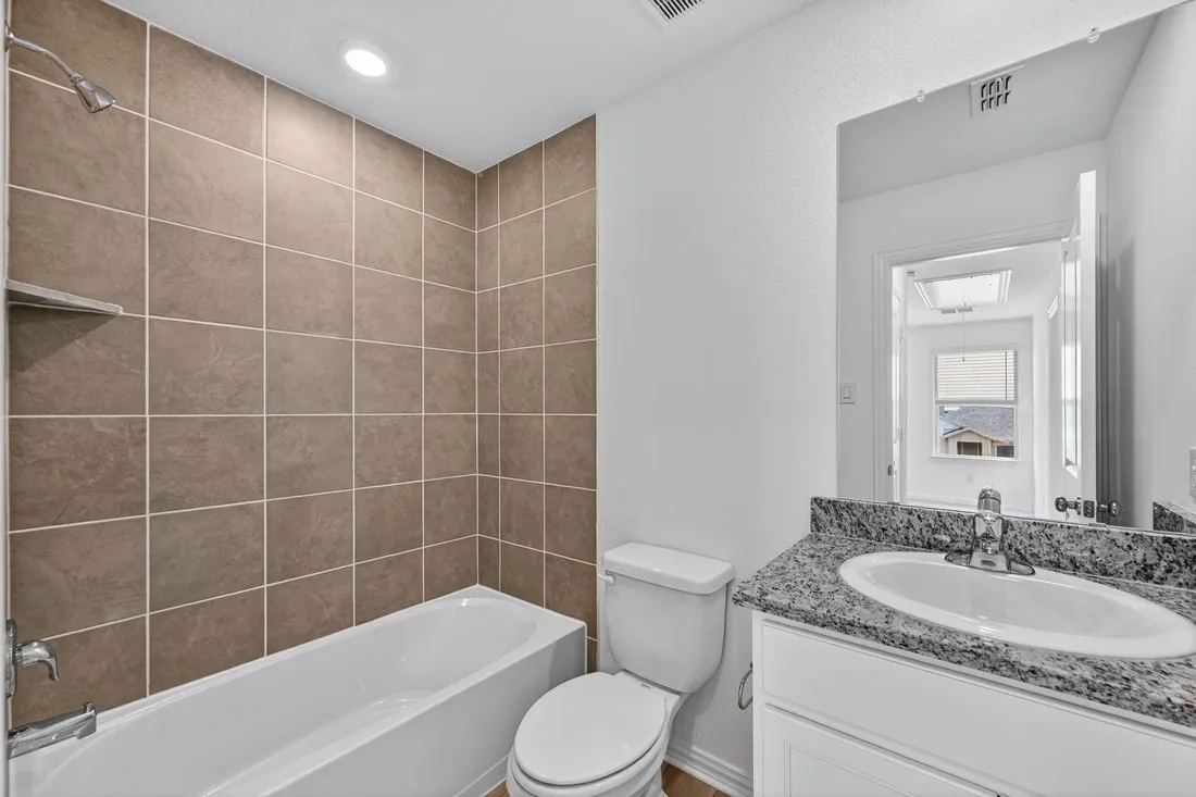 2337 Buffalo Bayou Way ~ Ready Now!