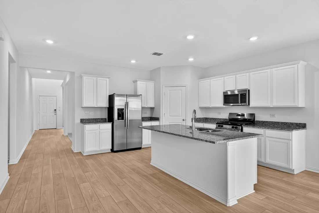 2337 Buffalo Bayou Way ~ Ready Now!