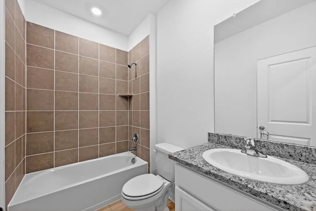 2337 Buffalo Bayou Way ~ Ready Now!