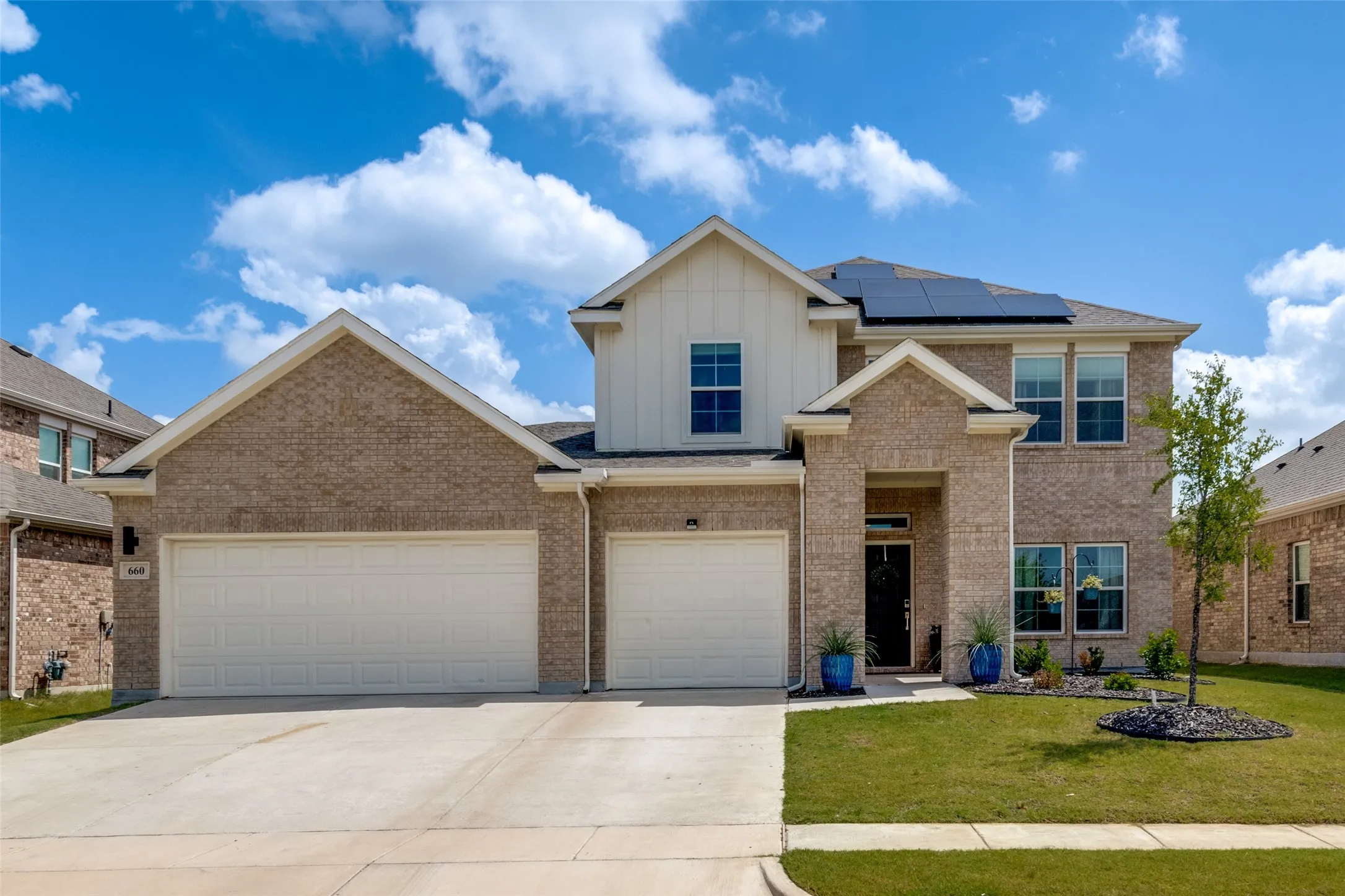Single Family Residence For Sale in Kaufman County , 660 Cari Lane, Forney, Texas 75126, 4 Bedroom, 4 Bathroom, 3 Garage spaces, 3,353 Sqft, built in 2023, mls#21332625, Real Estate Agent in Forney, Homes For Sale in Kaufman county, Homes For Sale in Forney, Realtor in Forney Texas, Real Estate Brokerage Independent Realty Texas, Luminita Cordes Realtor