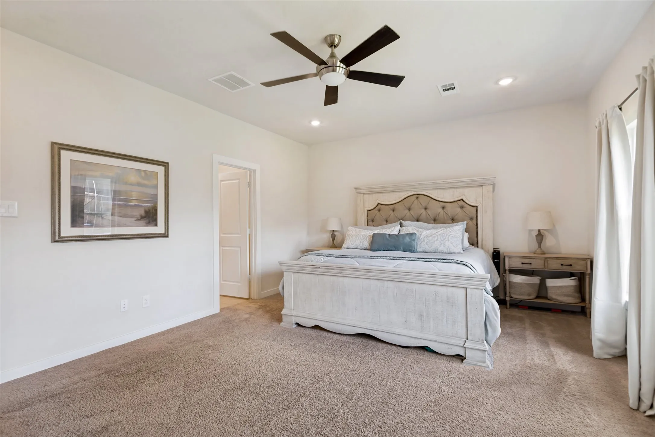 Single Family Residence For Sale in Kaufman County , 660 Cari Lane, Forney, Texas 75126, 4 Bedroom, 4 Bathroom, 3 Garage spaces, 3,353 Sqft, built in 2023, mls#21332625, Real Estate Agent in Forney, Homes For Sale in Kaufman county, Homes For Sale in Forney, Realtor in Forney Texas, Real Estate Brokerage Independent Realty Texas, Luminita Cordes Realtor