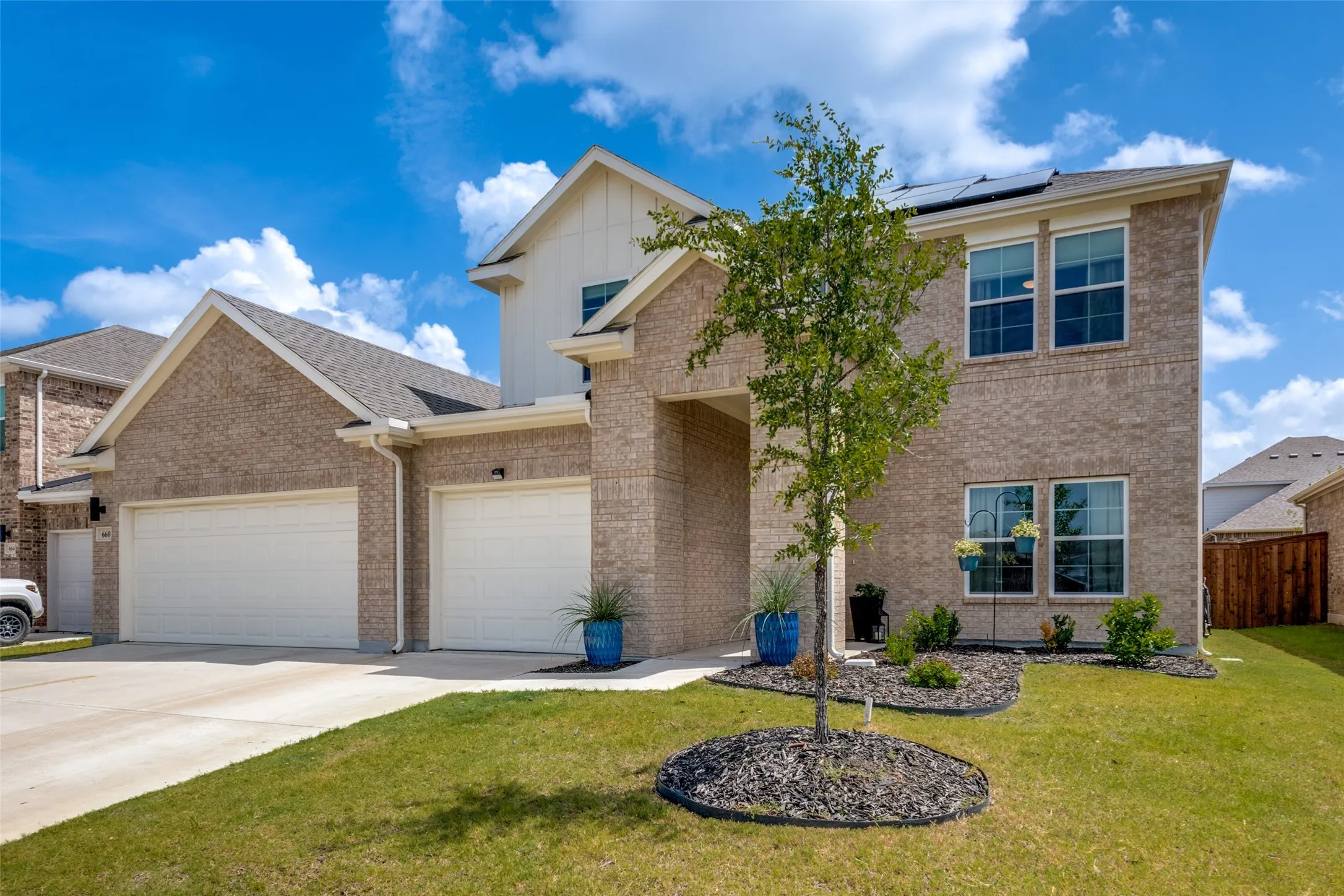 Single Family Residence For Sale in Kaufman County , 660 Cari Lane, Forney, Texas 75126, 4 Bedroom, 4 Bathroom, 3 Garage spaces, 3,353 Sqft, built in 2023, mls#21332625, Real Estate Agent in Forney, Homes For Sale in Kaufman county, Homes For Sale in Forney, Realtor in Forney Texas, Real Estate Brokerage Independent Realty Texas, Luminita Cordes Realtor