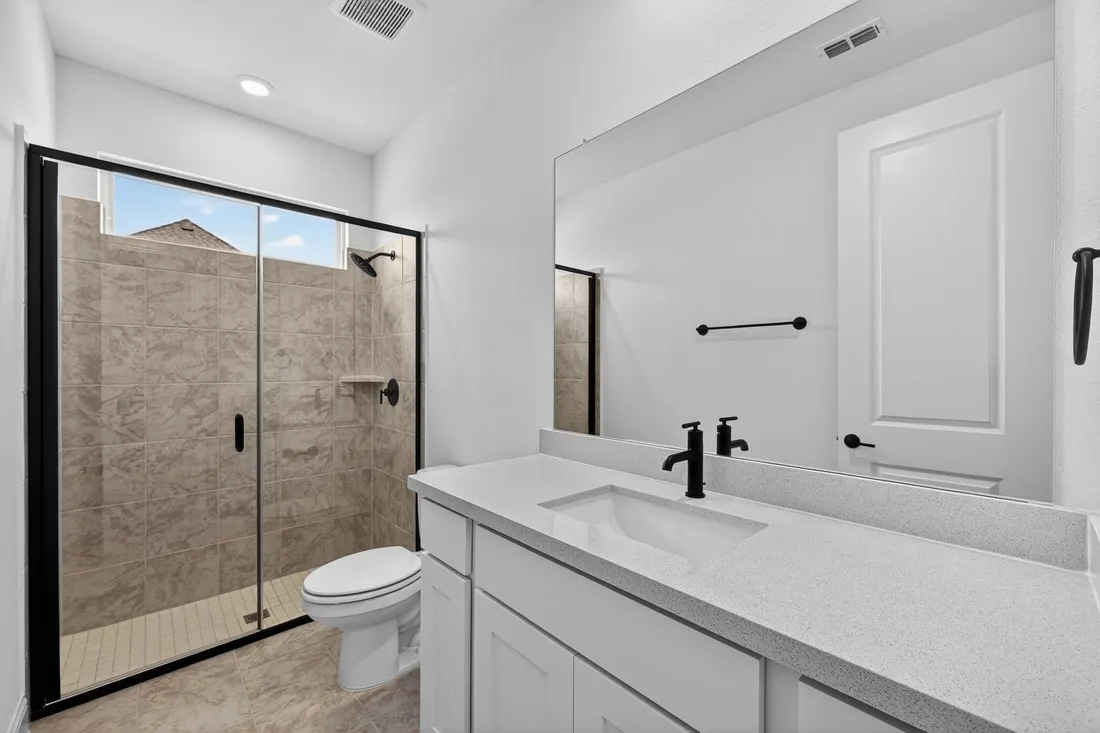 406 Chatham Street ~ Ready Now!