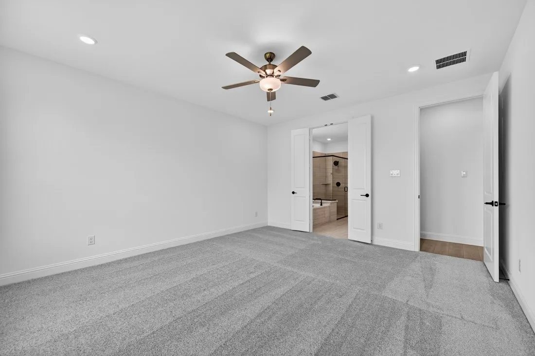 406 Chatham Street ~ Ready Now!