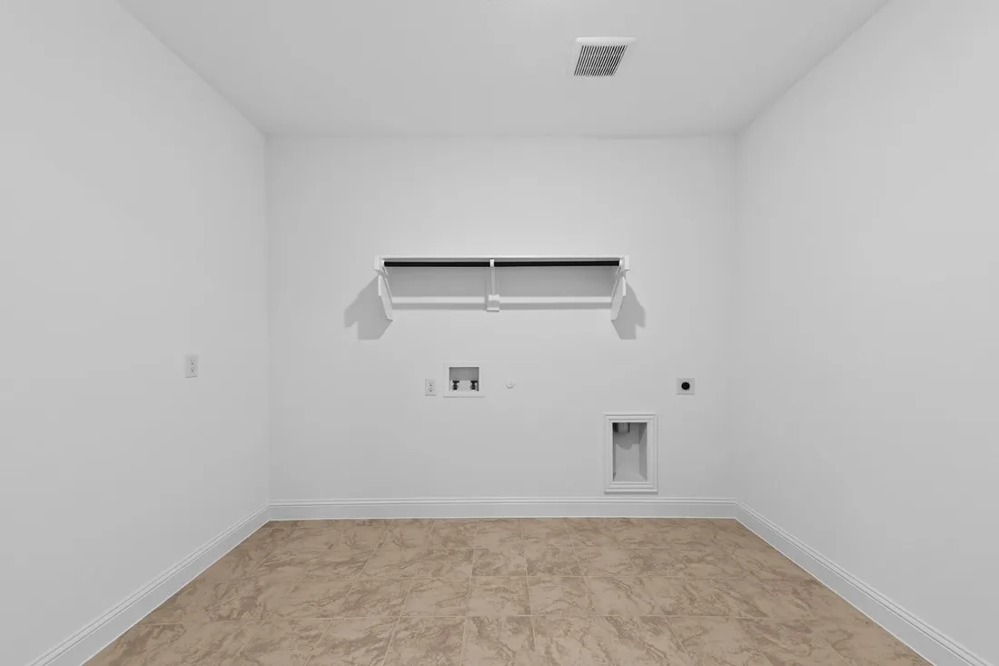 406 Chatham Street ~ Ready Now!