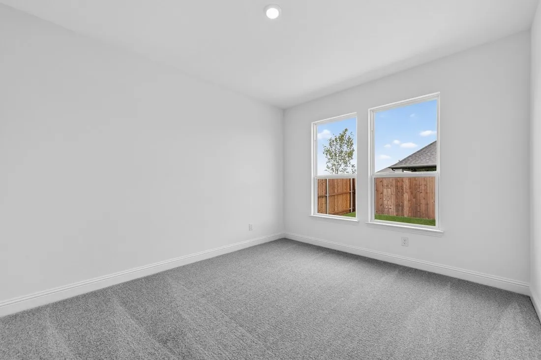 406 Chatham Street ~ Ready Now!