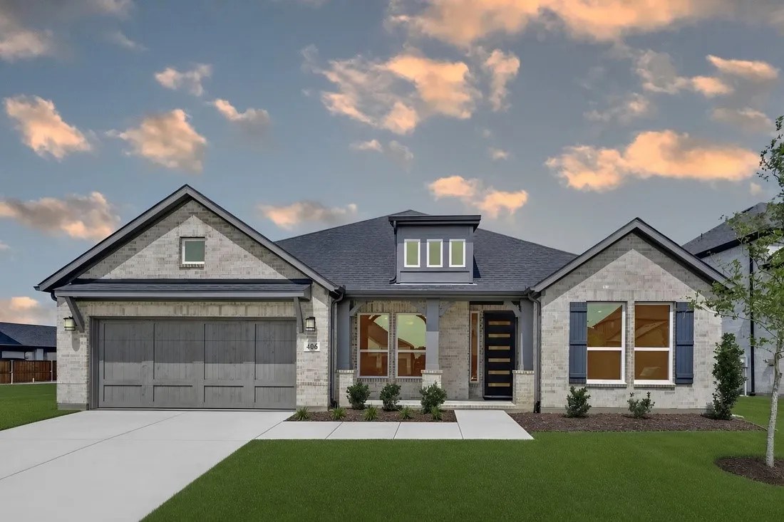 406 Chatham Street ~ Ready Now!