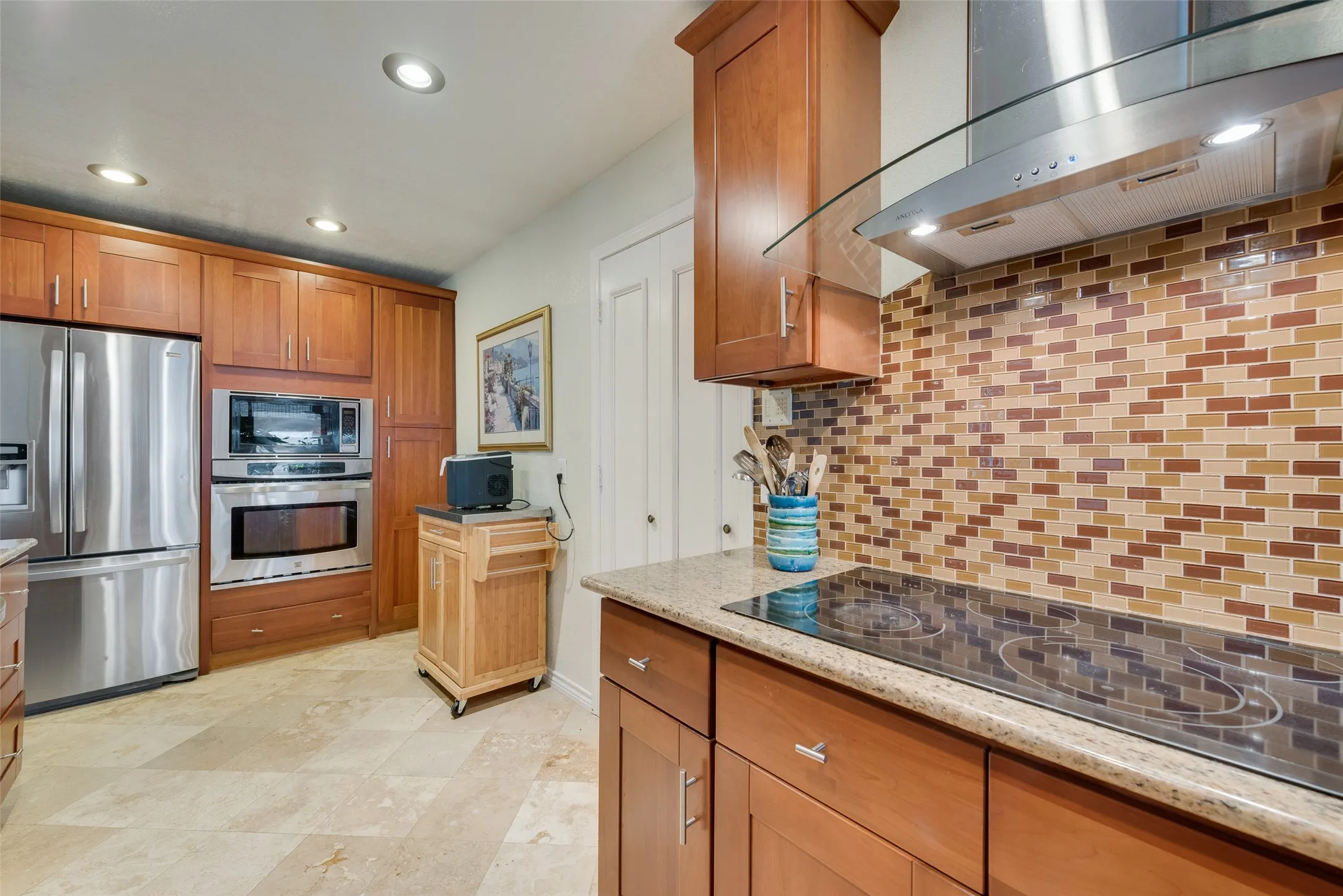Single Family Residence For Sale in Dallas County , 17113 Upper Bay Road, Addison, Texas 75001, 2 Bedroom, 2 Bathroom, 2 Garage spaces, 1,425 Sqft, built in 1984, mls#21333967, Real Estate Agent in Addison, Homes For Sale in Dallas county, Homes For Sale in Addison, Realtor in Addison Texas, Real Estate Brokerage Independent Realty Texas, Luminita Cordes Realtor