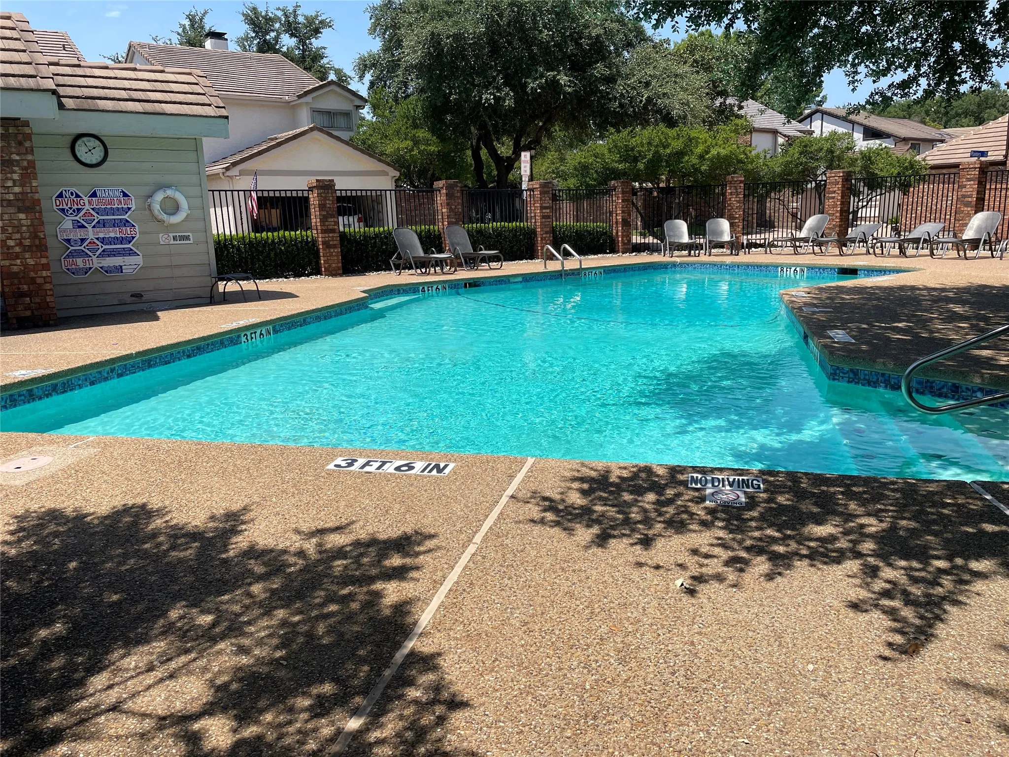 Community pool