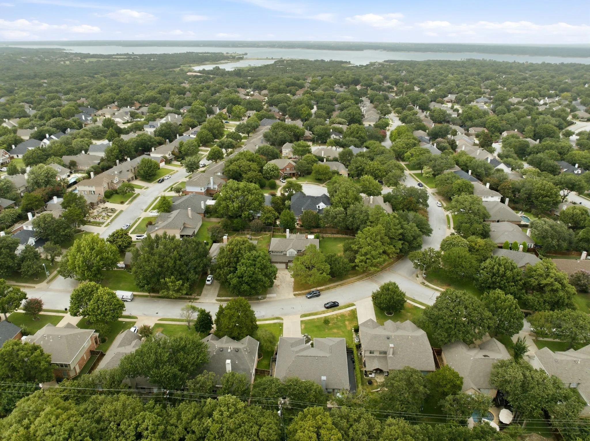 Fantastic home and neighborhood, close to Grapevine Lake.