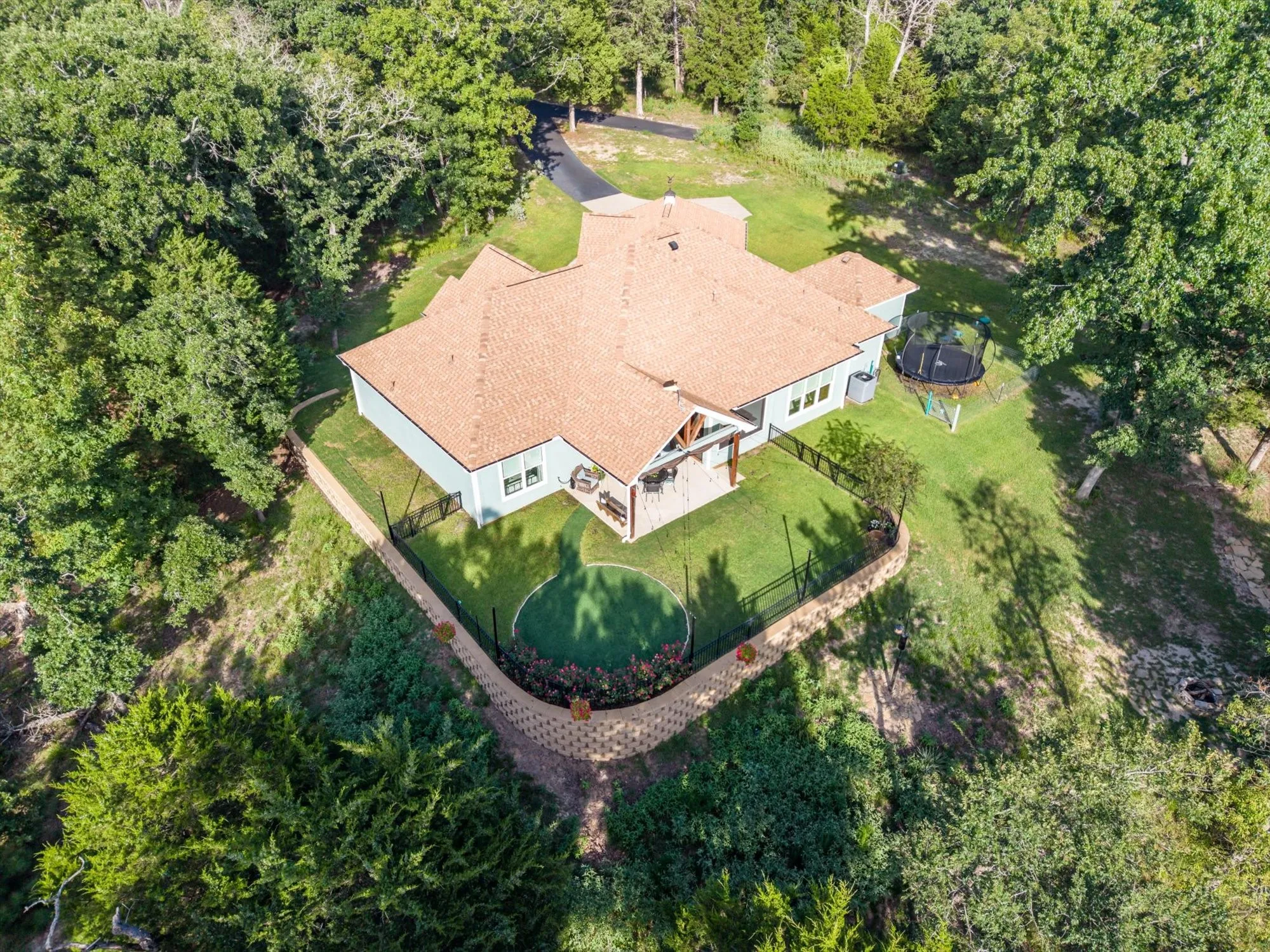 Single Family Residence For Sale in Henderson County , 9006 Fallow Run, Larue, Texas 75770, 3 Bedroom, 2 Bathroom, 3 Garage spaces, 2,014 Sqft, built in 2023, Price $729,900, mls#21332019, Real Estate Agent in Larue, Homes For Sale in Henderson county, Homes For Sale in Larue, Realtor in Larue Texas, Real Estate Brokerage Independent Realty Texas, Luminita Cordes Realtor
