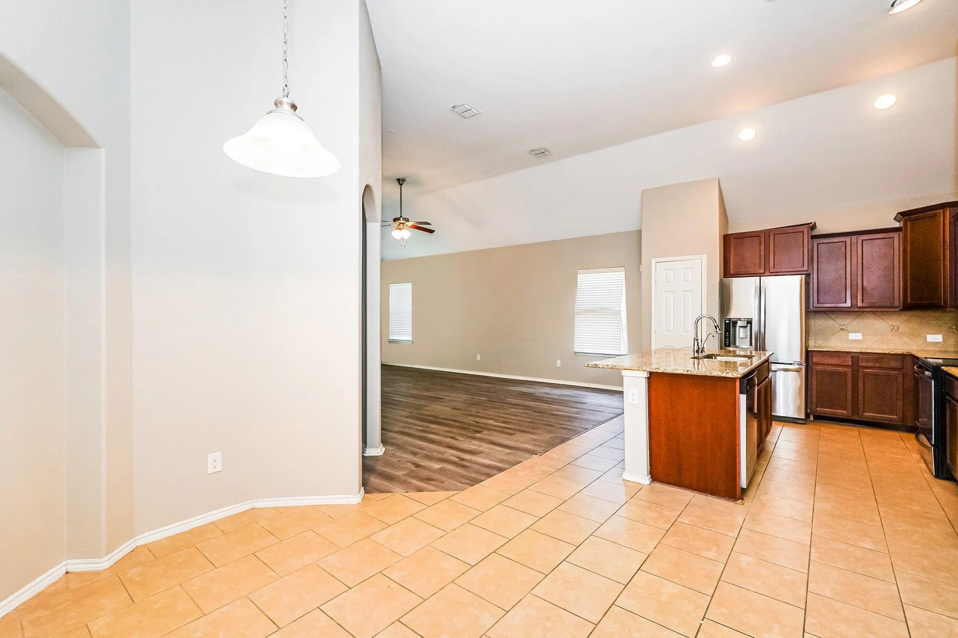 Single Family Residence For Sale in Denton County , 1820 Abby Creek Drive, Little Elm, Texas 75068, 3 Bedroom, 2 Bathroom, 2 Garage spaces, 2,122 Sqft, built in 2015, mls#21329782, Real Estate Agent in Little Elm, Homes For Sale in Denton county, Homes For Sale in Little Elm, Realtor in Little Elm Texas, Real Estate Brokerage Independent Realty Texas, Luminita Cordes Realtor