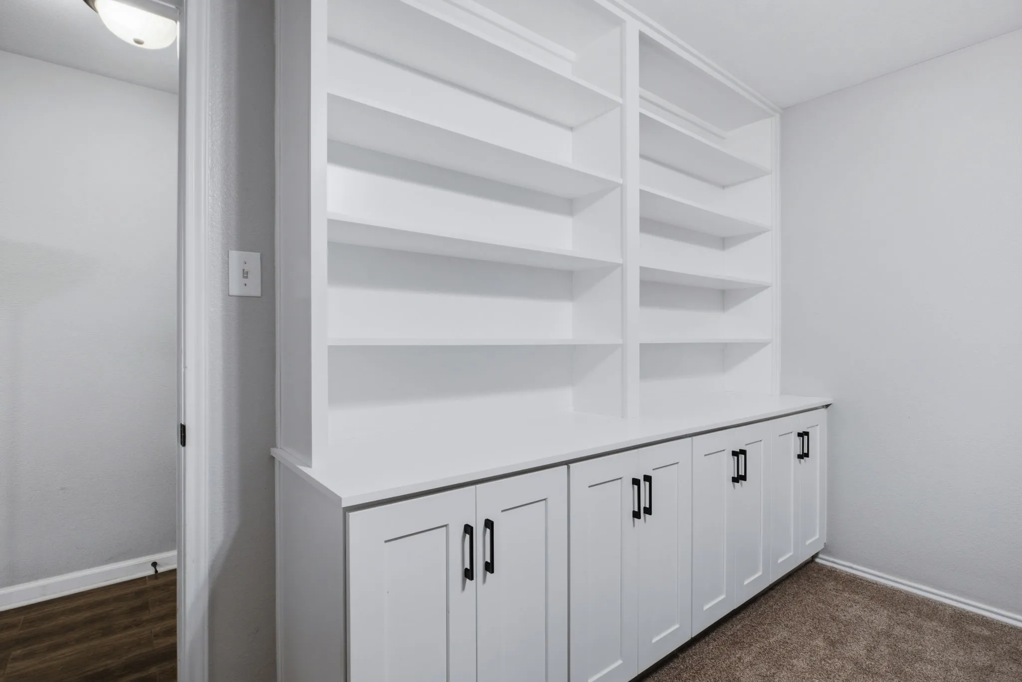 Built in shelves