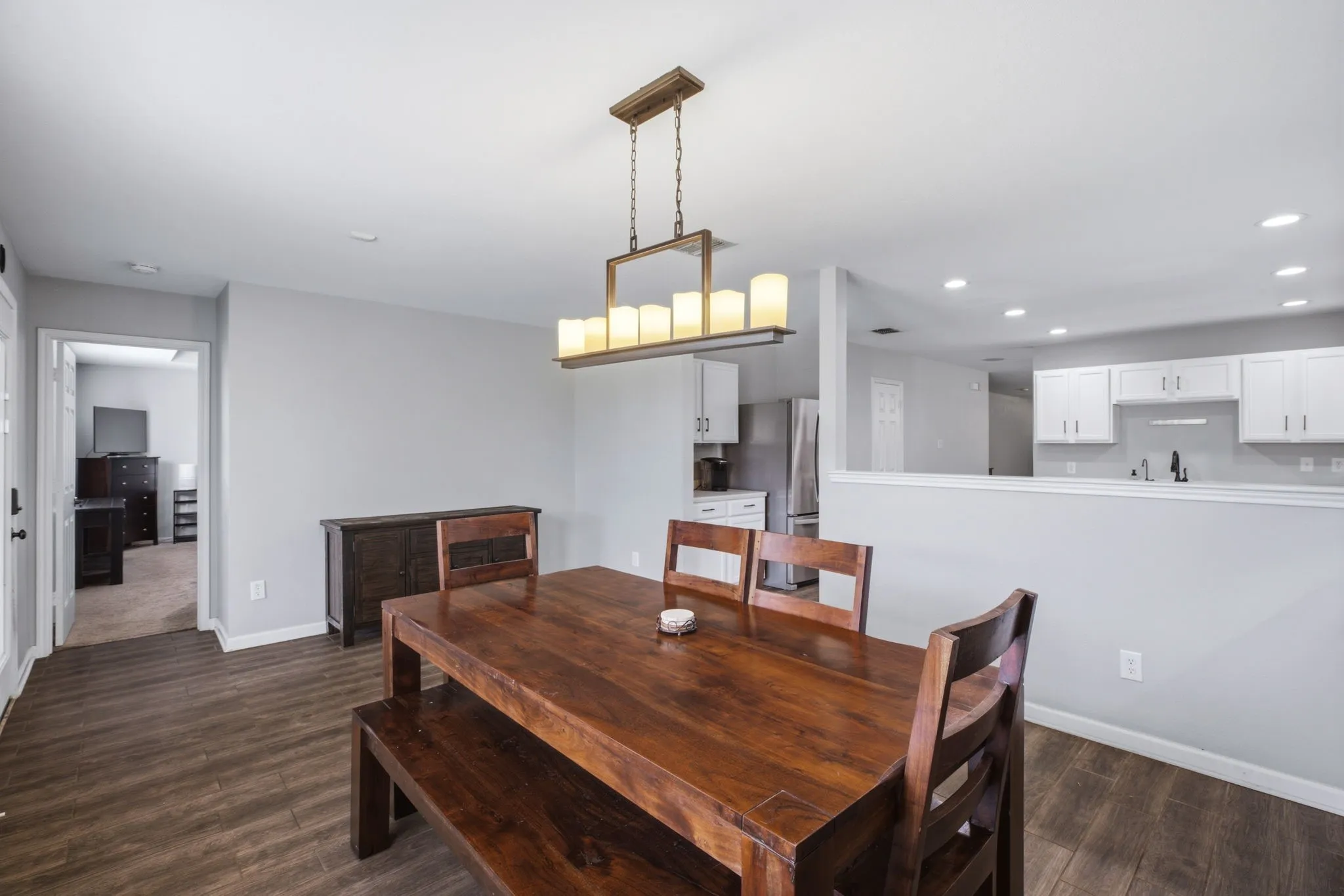 Single Family Residence For Sale in Collin County , 12932 Pearson Drive, Frisco, Texas 75035, 4 Bedroom, 2 Bathroom, 2 Garage spaces, 2,064 Sqft, built in 2004, mls#21333661, Real Estate Agent in Frisco, Homes For Sale in Collin county, Homes For Sale in Frisco, Realtor in Frisco Texas, Real Estate Brokerage Independent Realty Texas, Luminita Cordes Realtor