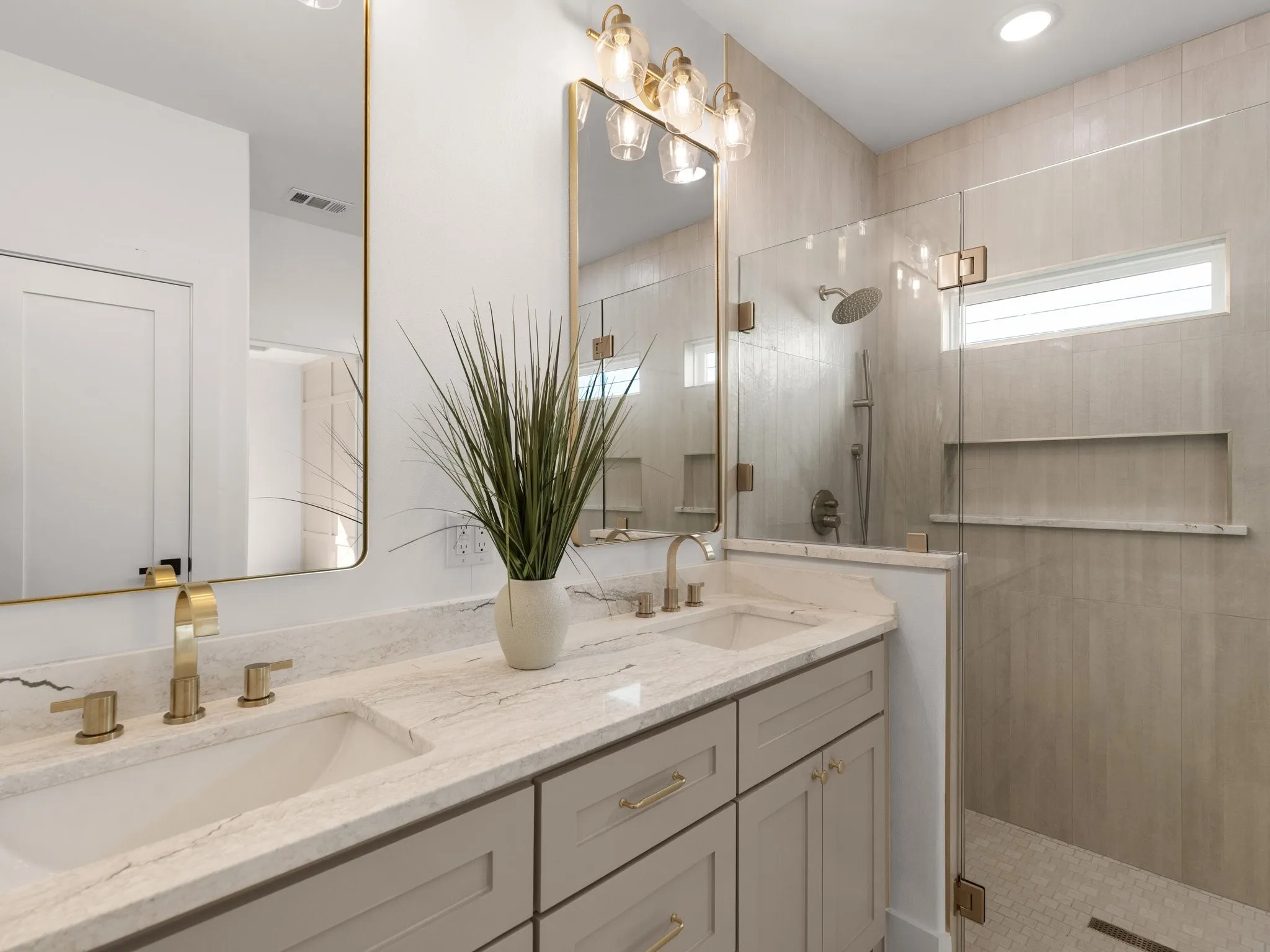 Single Family Residence For Sale in Tarrant County , 2918 NW 20th Street, Fort Worth, Texas 76106, 4 Bedroom, 2 Bathroom, 2 Garage spaces, 1,801 Sqft, built in 2026, mls#21333974, Real Estate Agent in Fort Worth, Homes For Sale in Tarrant county, Homes For Sale in Fort Worth, Realtor in Fort Worth Texas, Real Estate Brokerage Independent Realty Texas, Luminita Cordes Realtor